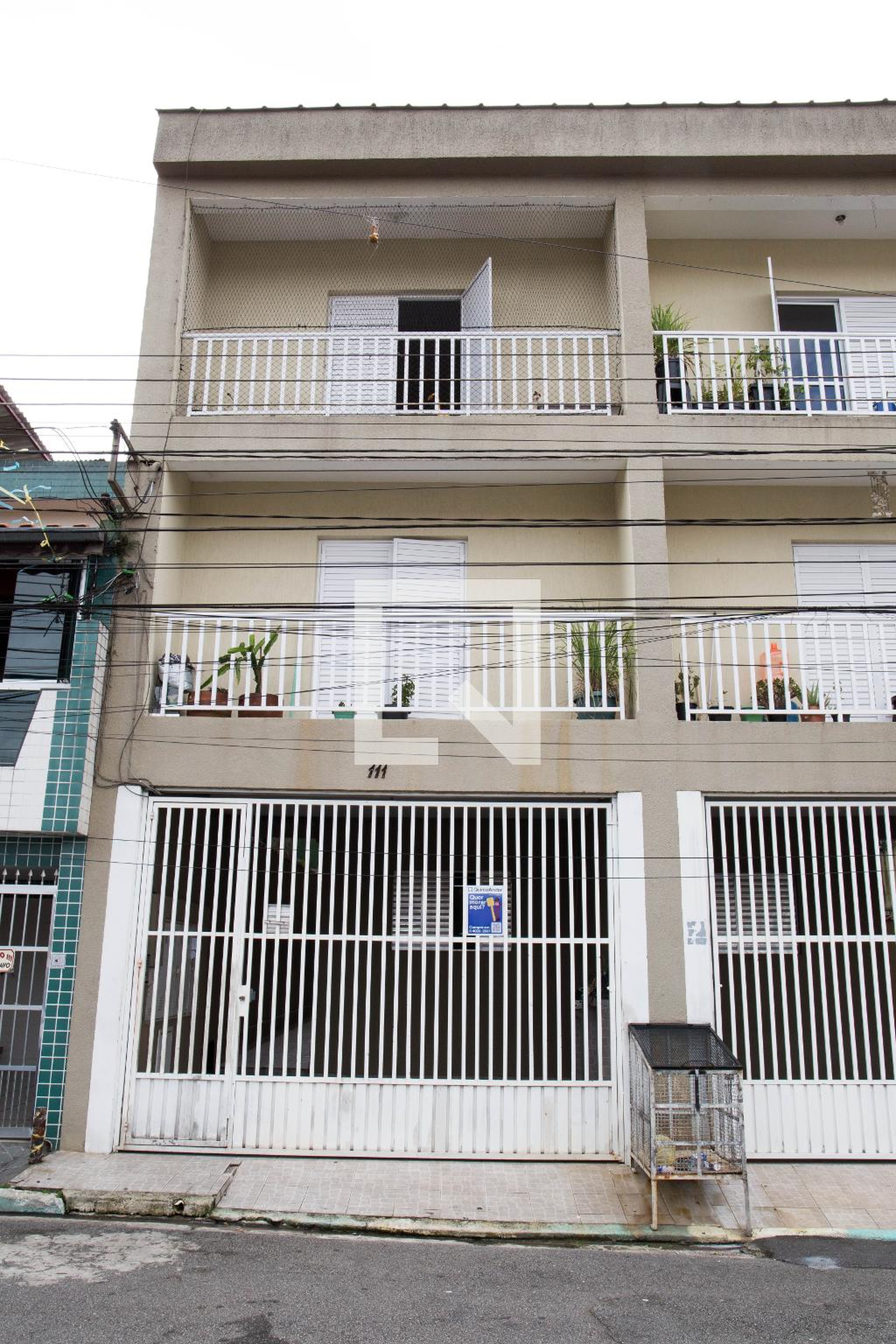 Fachada do Prédio Condomínio em Rua Pascoal Leite, 111