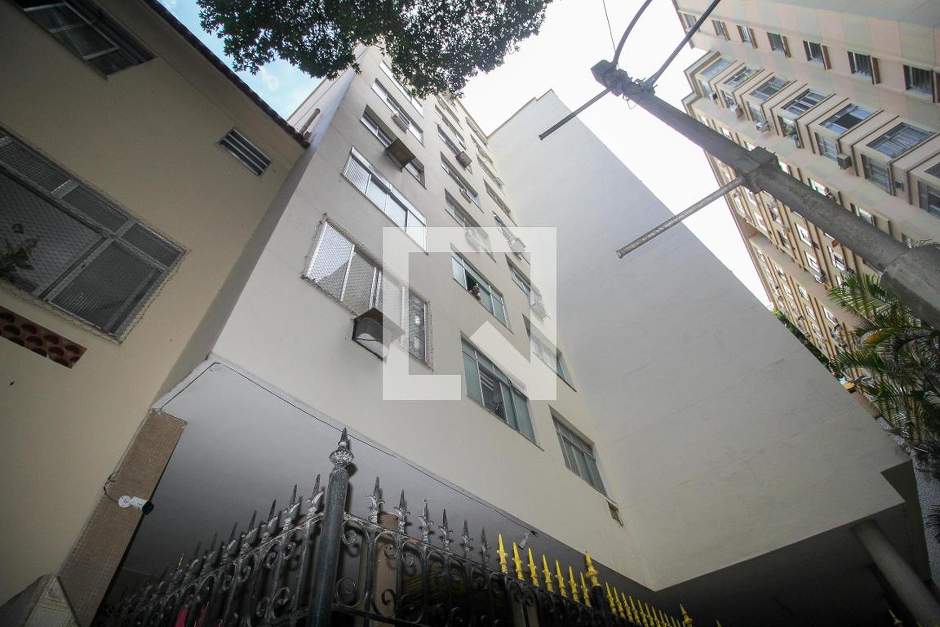 Fachada do Prédio Condomínio em Rua Guilherme Marconi, 11