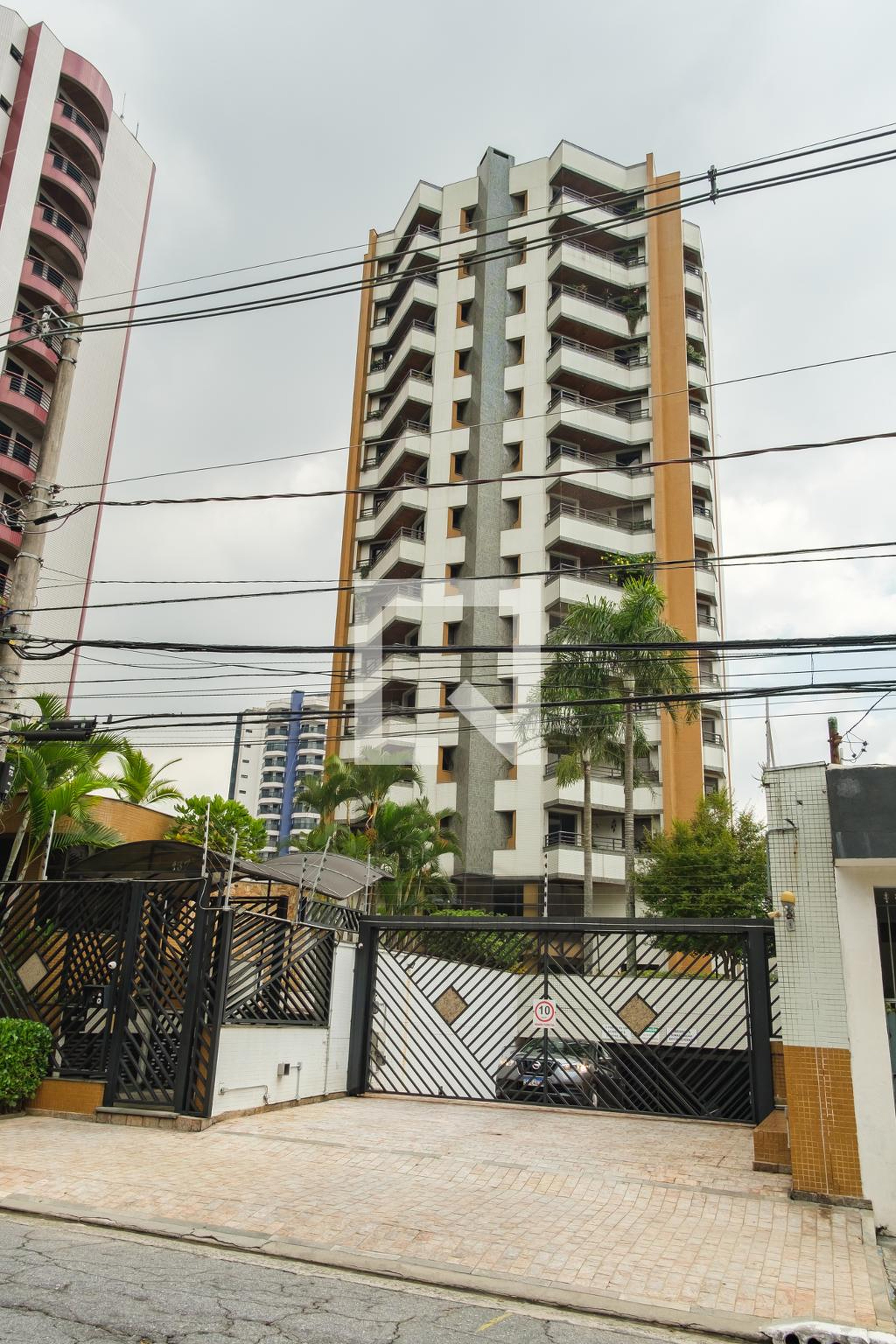 Fachada Condomínio Algarvi