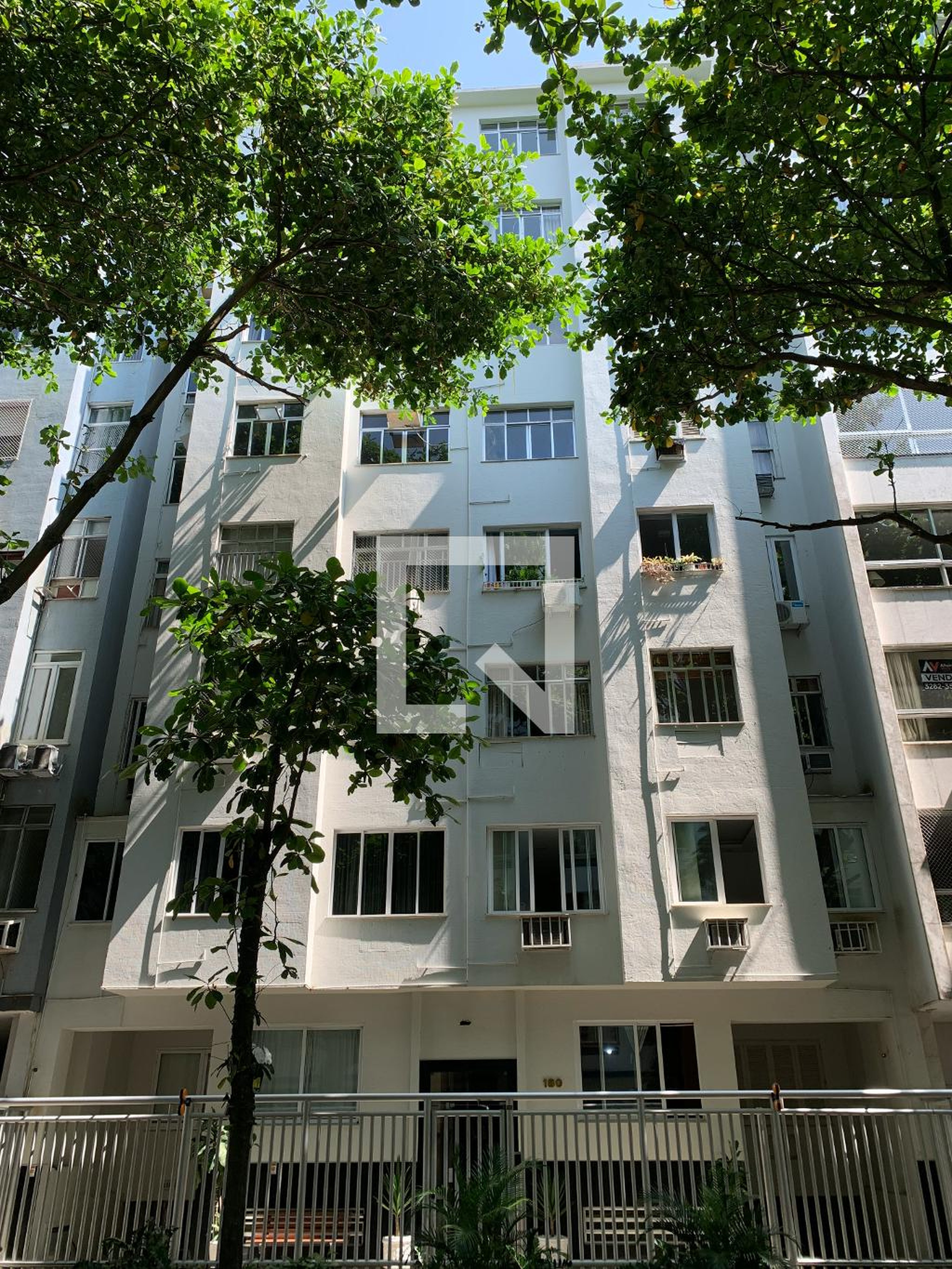 Fachada Condomínio Engenheiro Solano