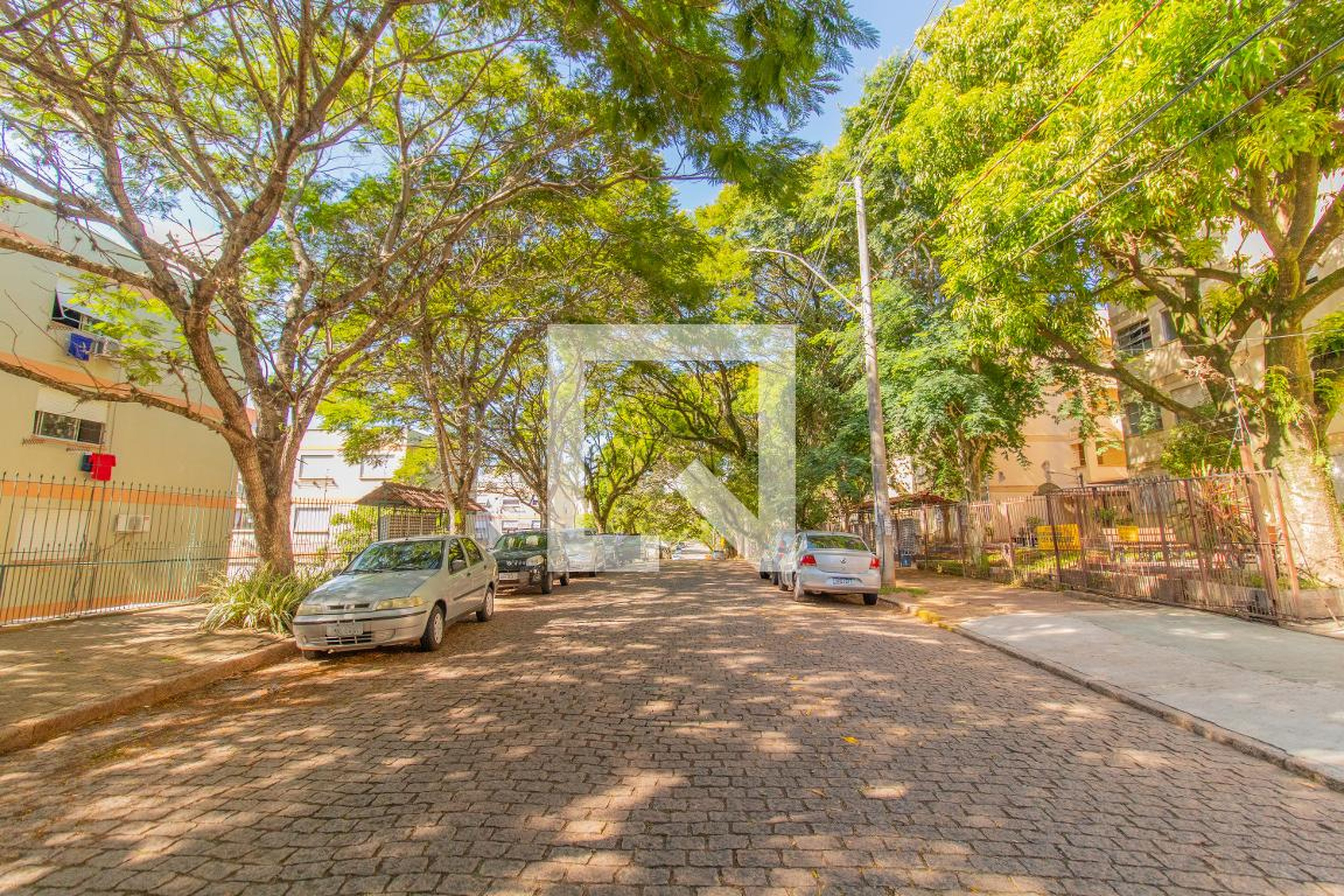 Área Externa - Mario Quintana