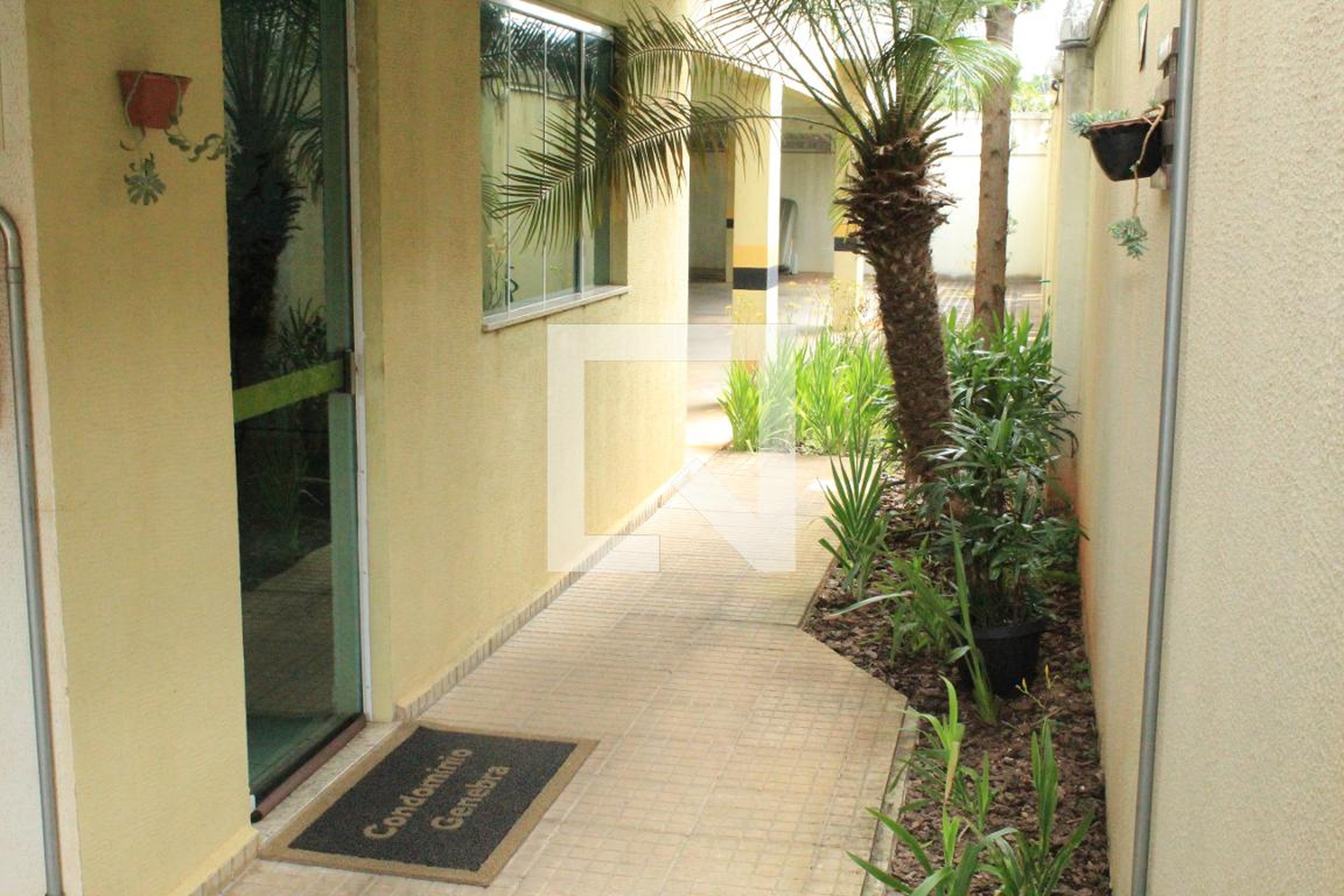 Entrada do Prédio - Residencial Genebra