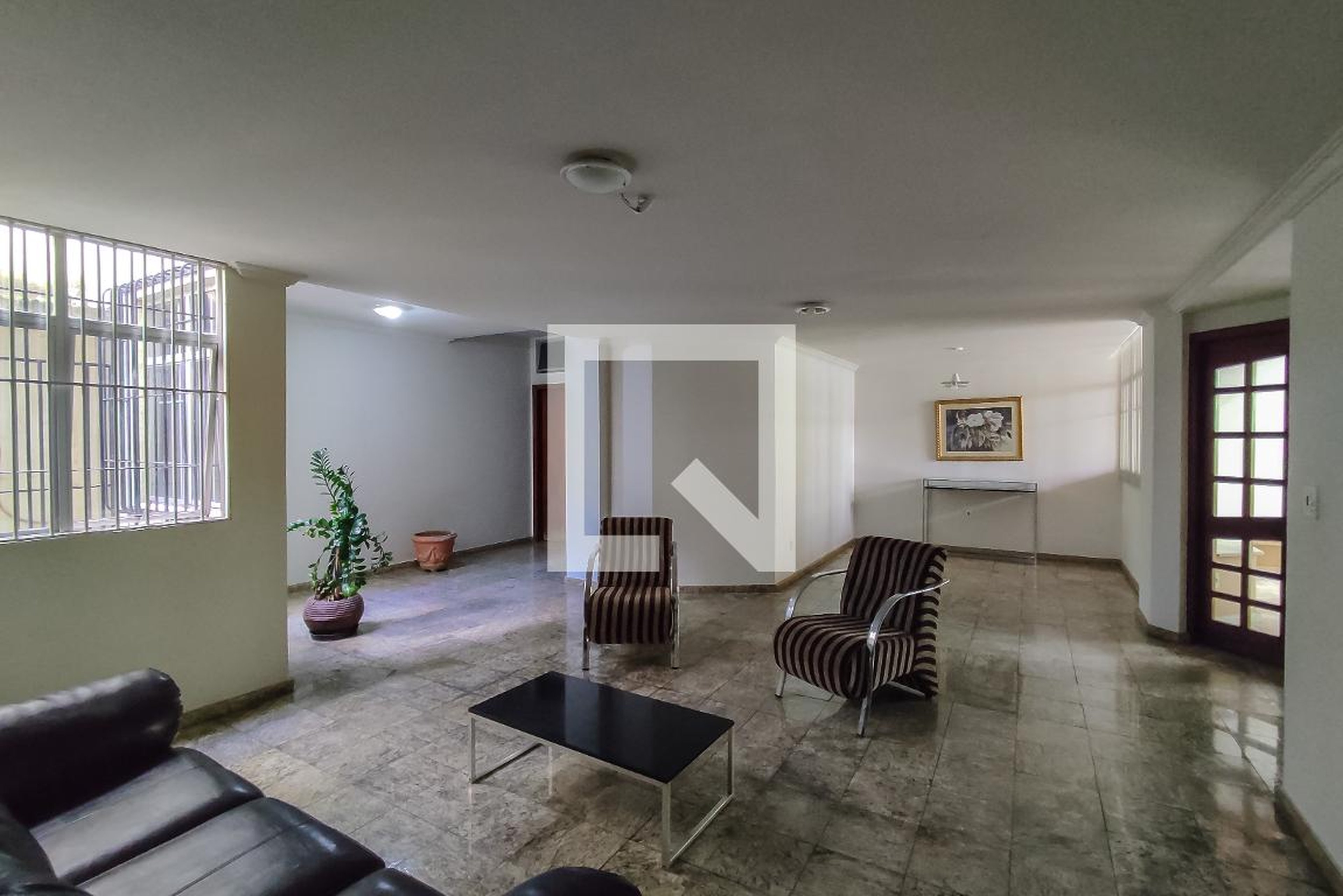 Hall de entrada - Edifício Jayza Gontijo