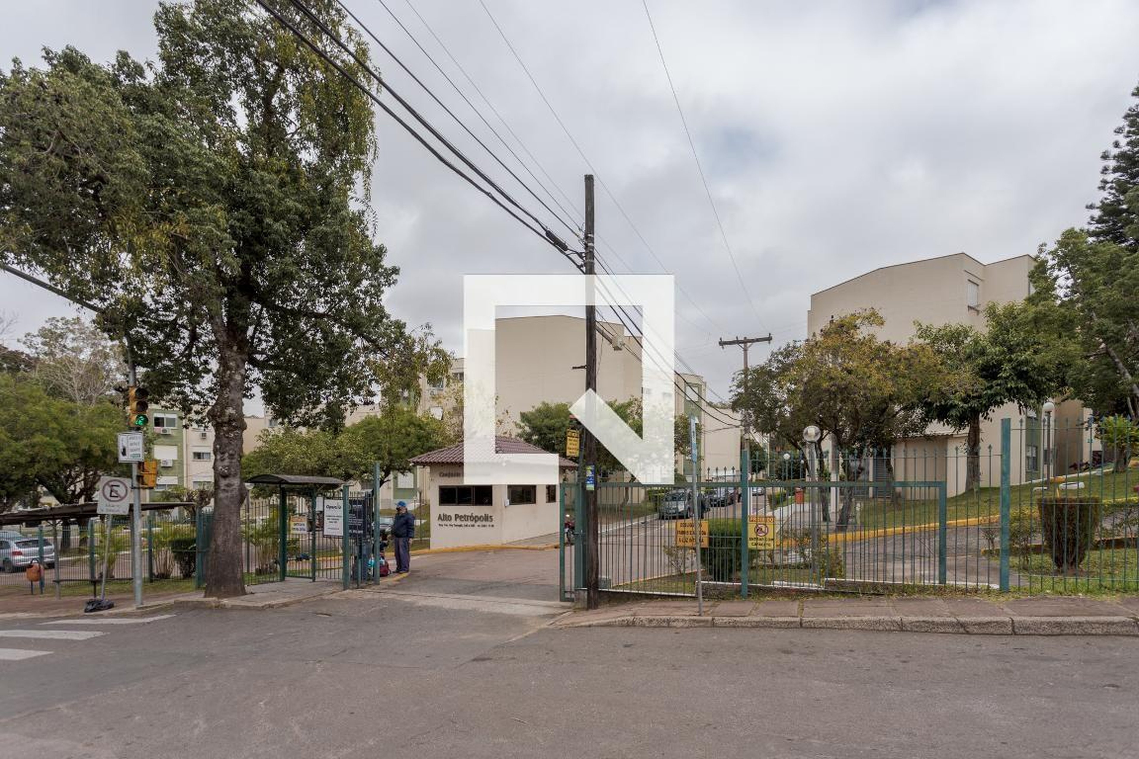 Fachada do Condomínio Condomínio Conjunto Residencial Alto Petrópolis