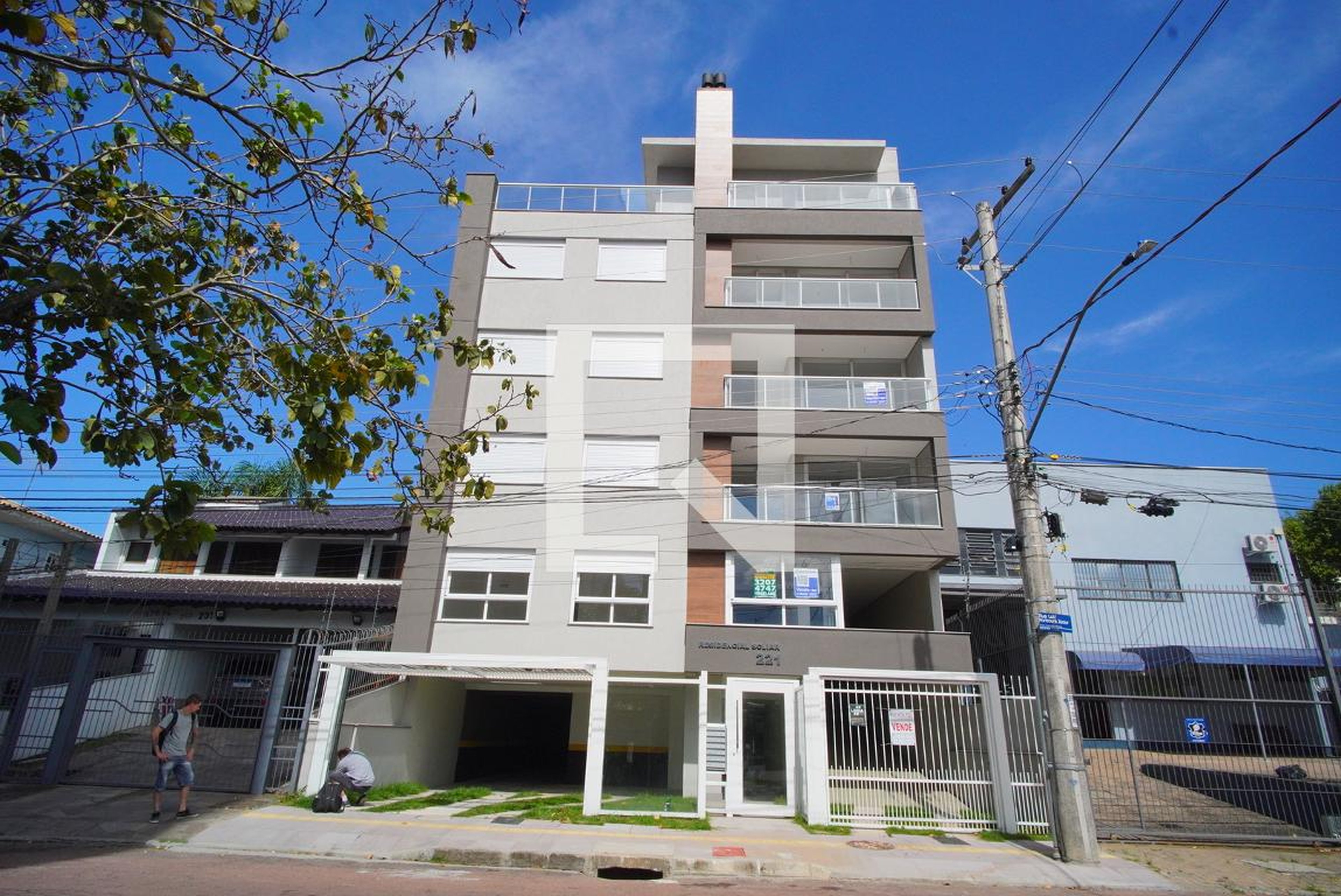 Fachada do Prédio Condomínio em Rua Luís Fontoura Júnior, 221