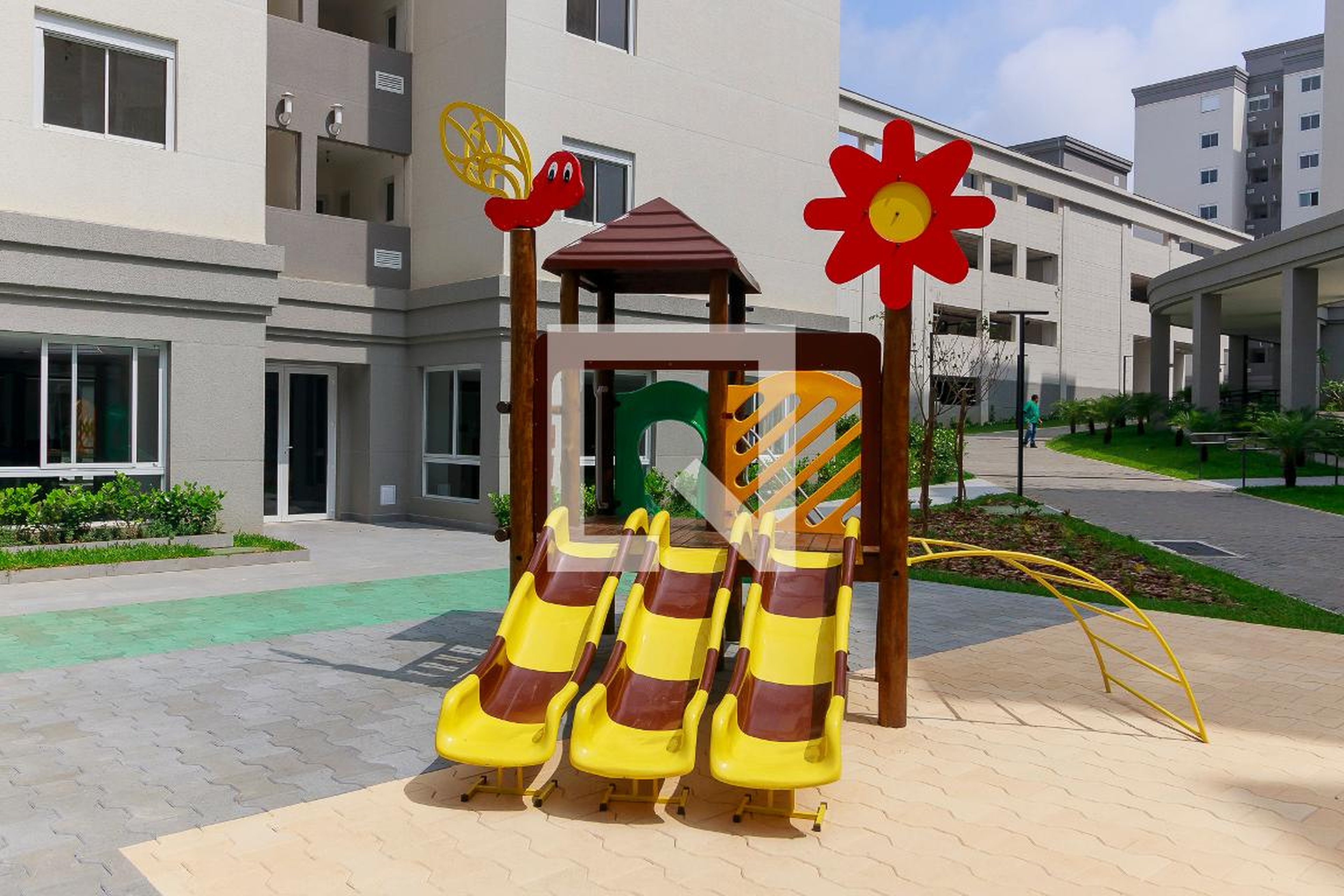 Playground - Raiz 159