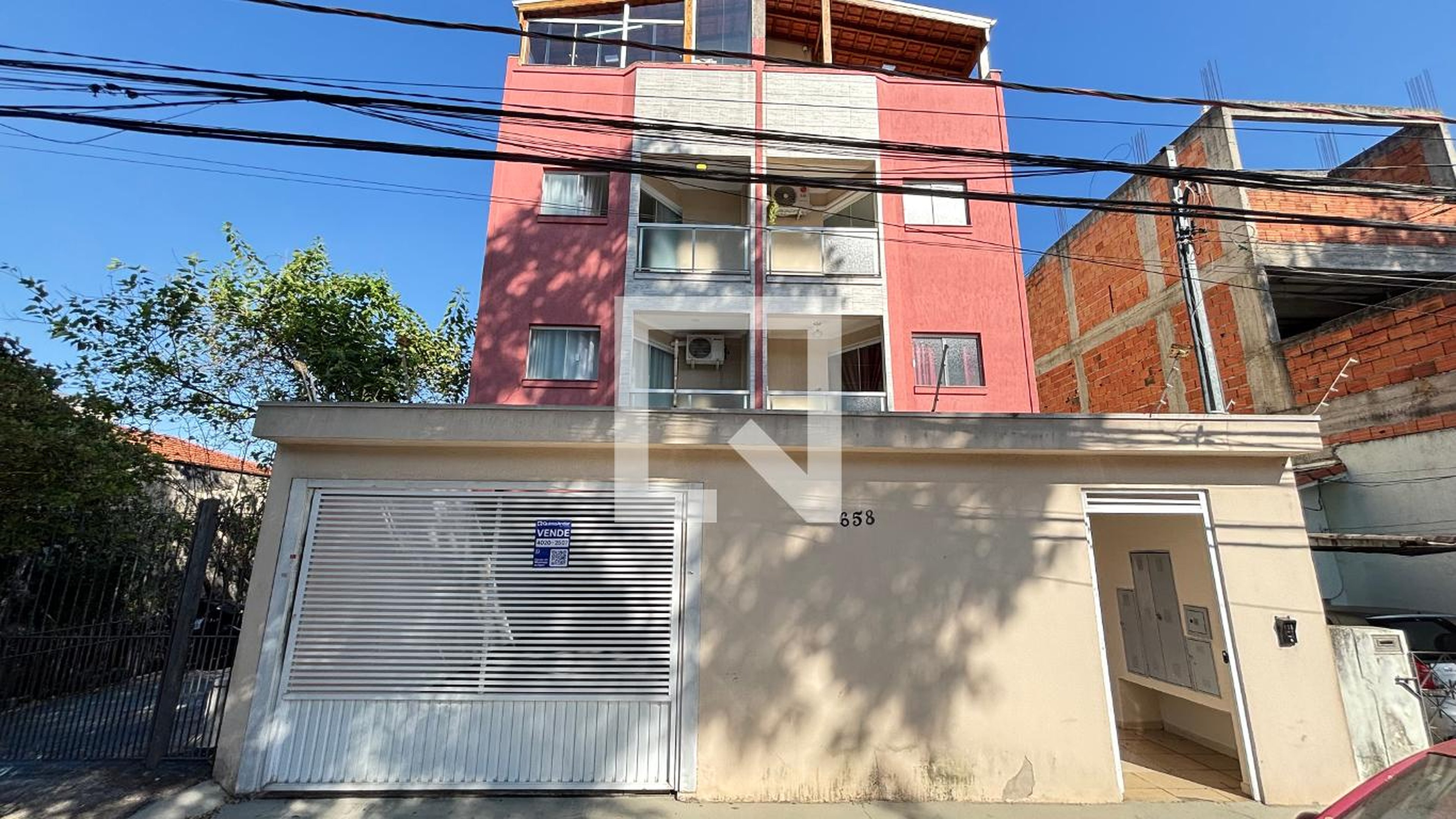 Fachada Condomínio em Rua Tóquio, 658