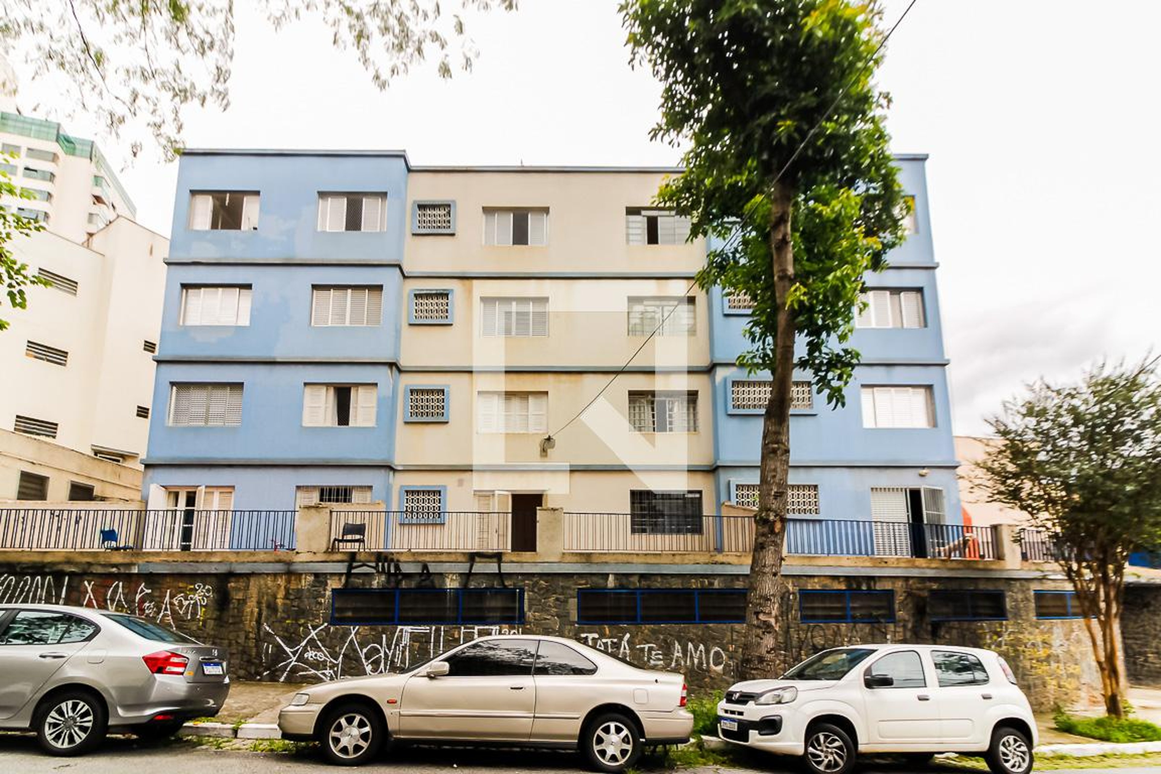 Fachada do Condomínio Condomínio Maria Tereza