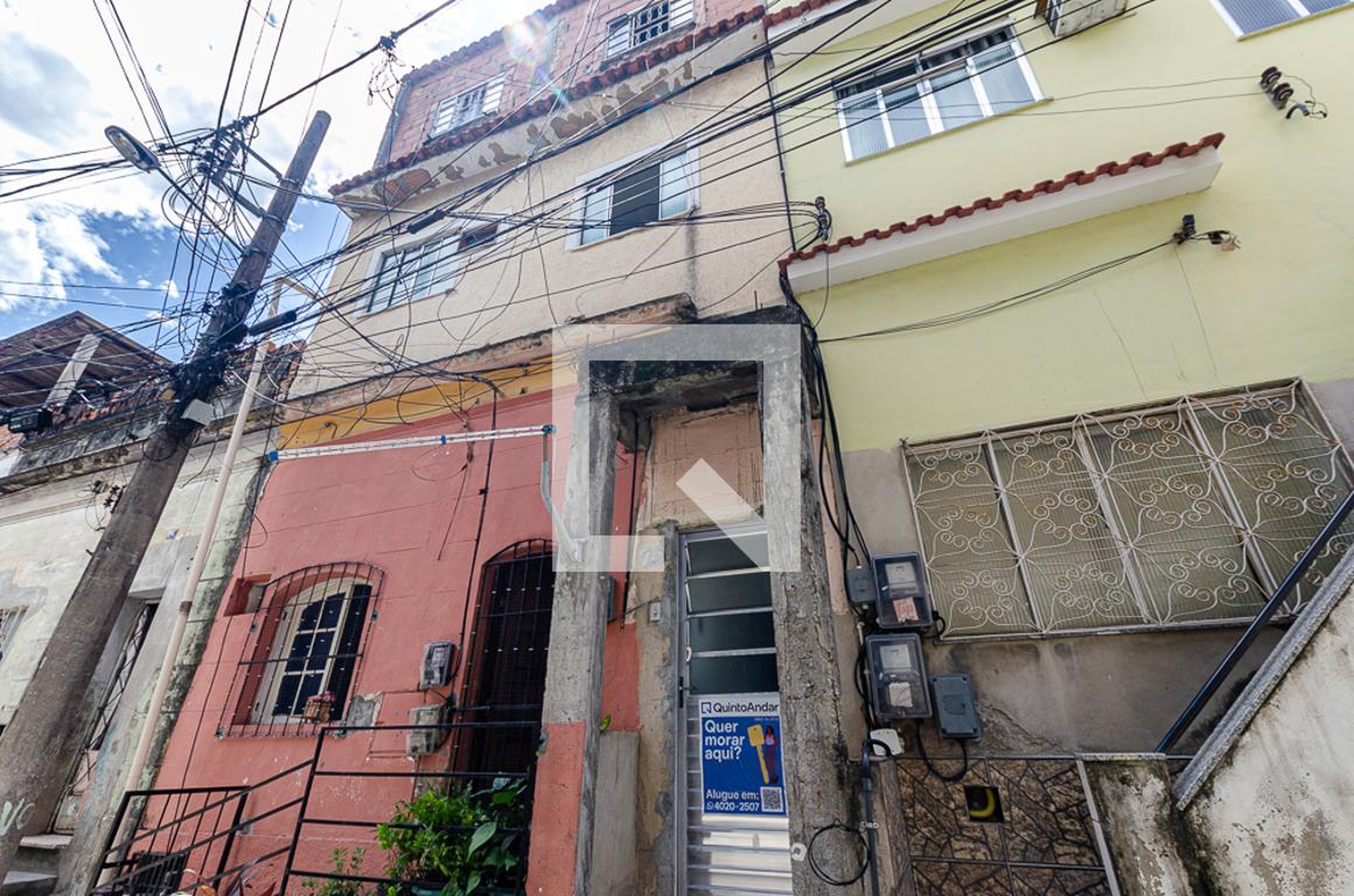 Fachada Condomínio em Rua Padre Augusto Lamêgo, 73