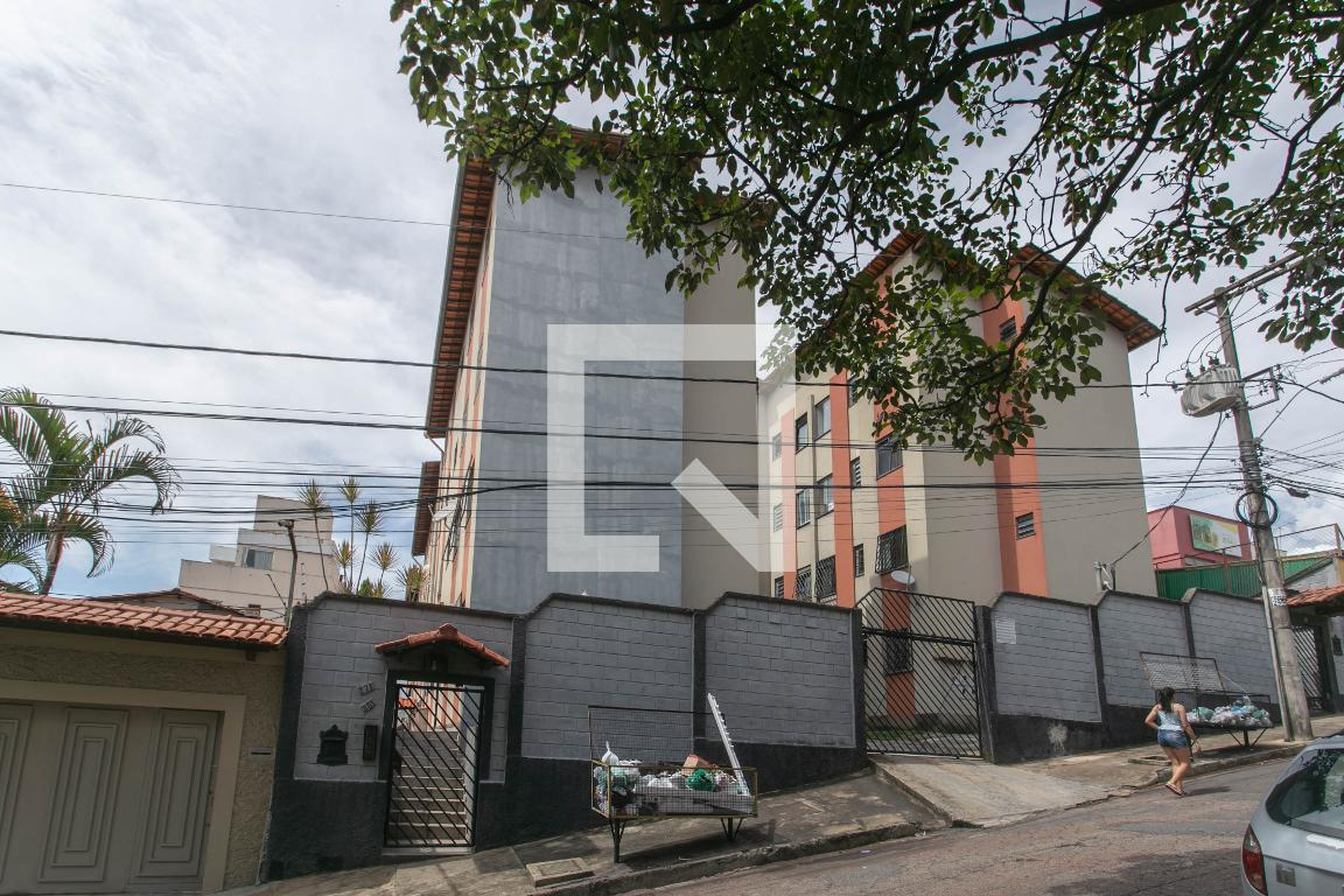 Fachada Residencial Flores