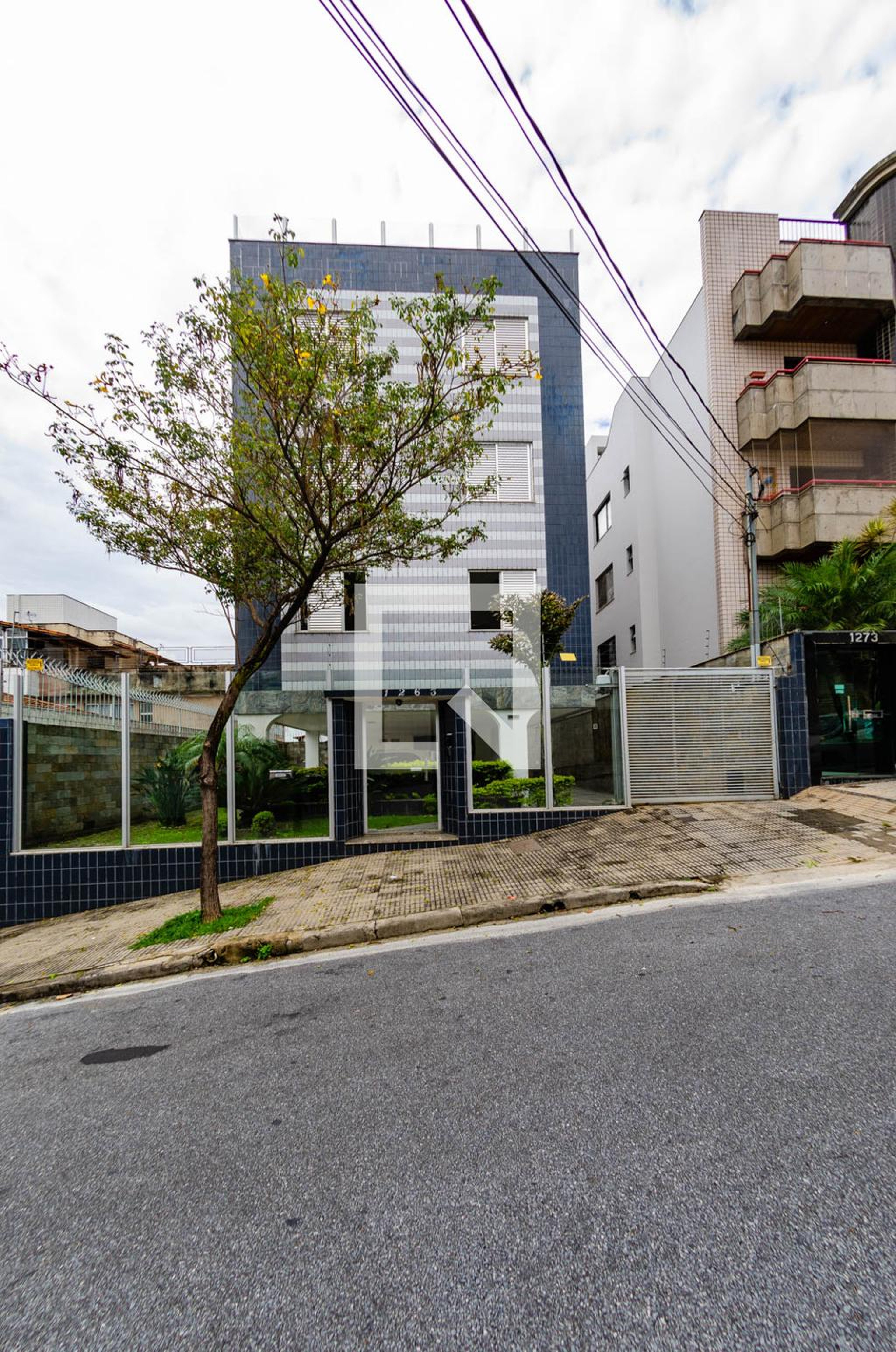 Fachada Condomínio em Rua Coronel José Benjamim, 1263