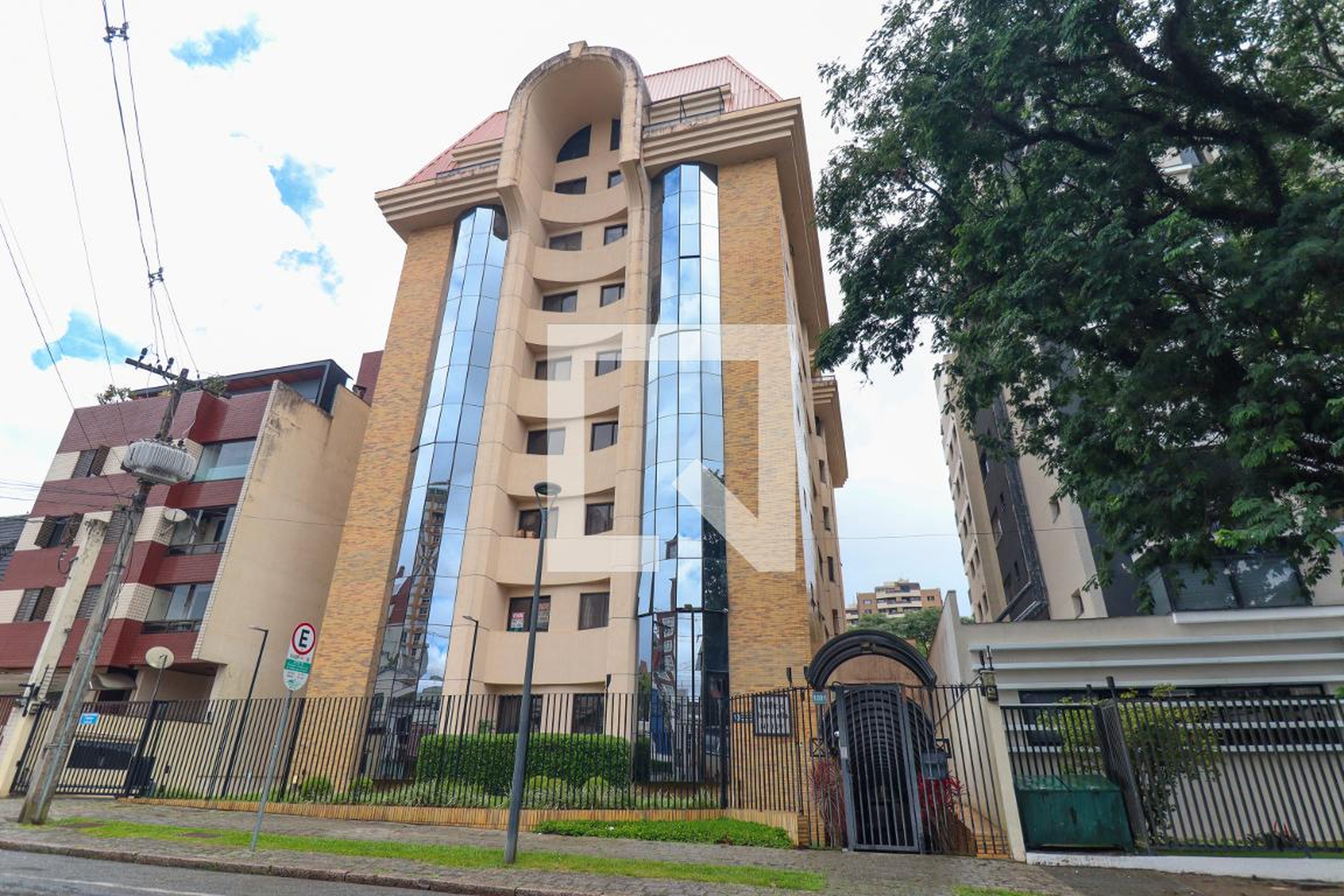 Fachada do Condominio Condomínio Torreselle