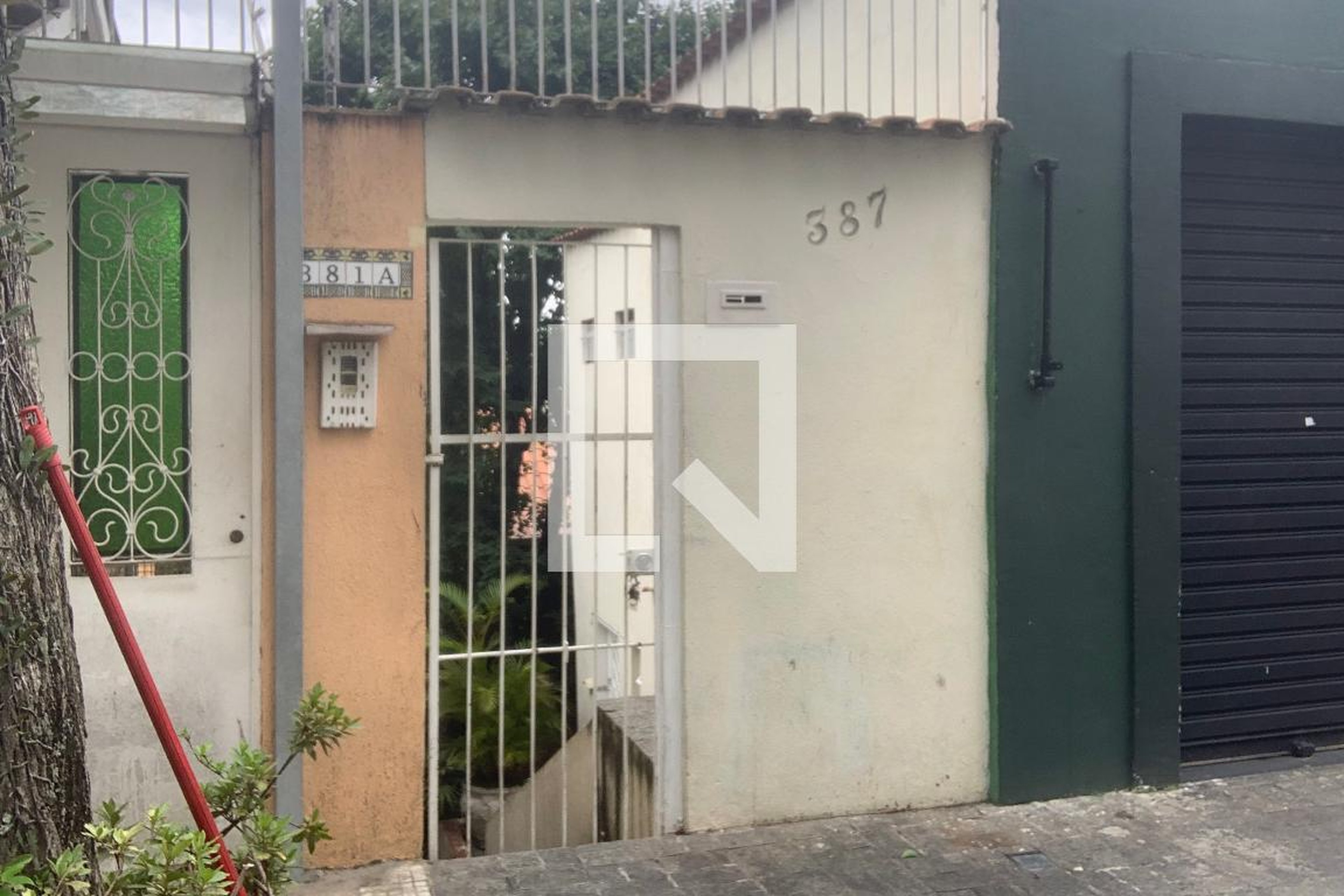 Fachada Condomínio em Rua dos Ingleses, 387