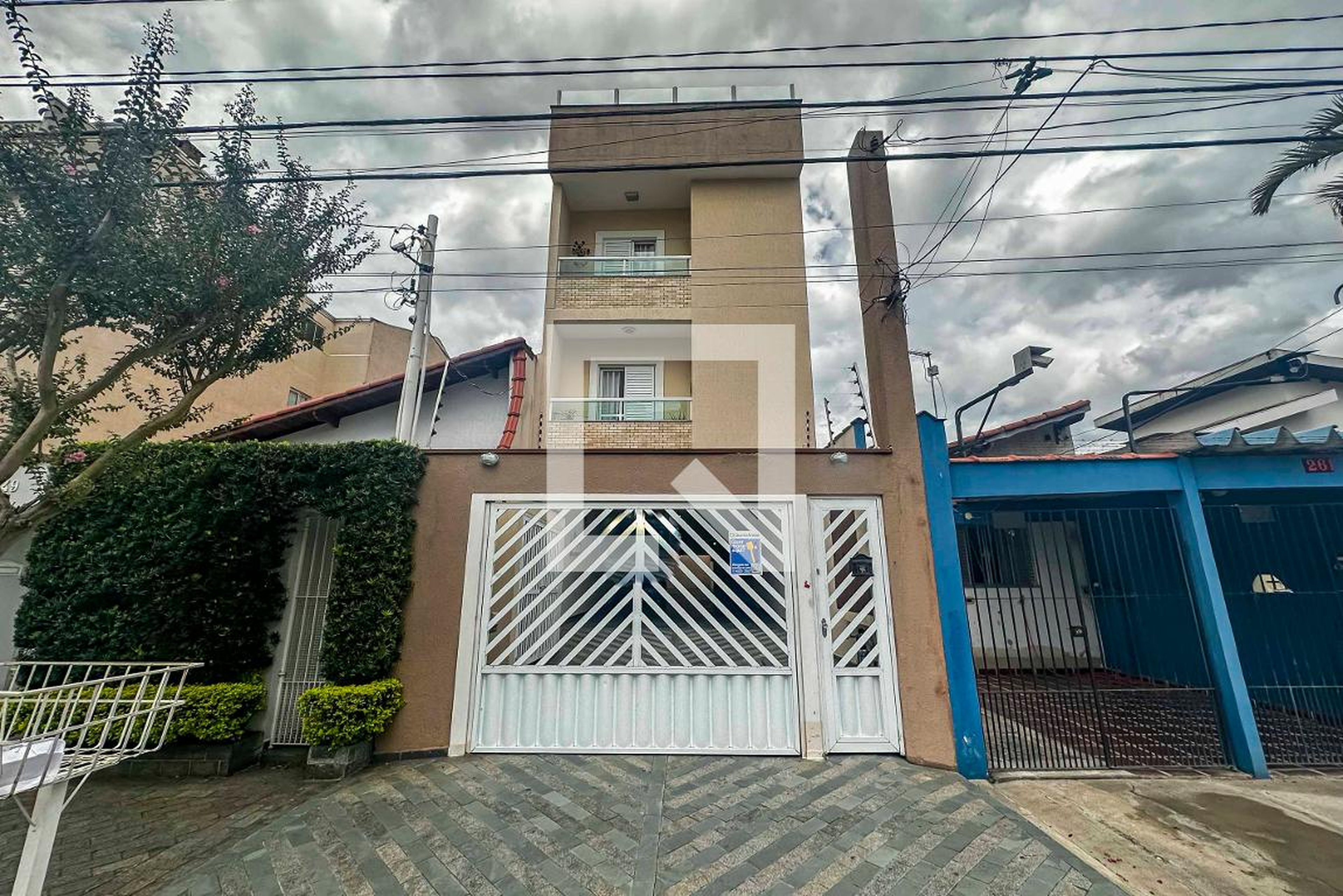 Fachada Condomínio em Rua Cisplatina, 257