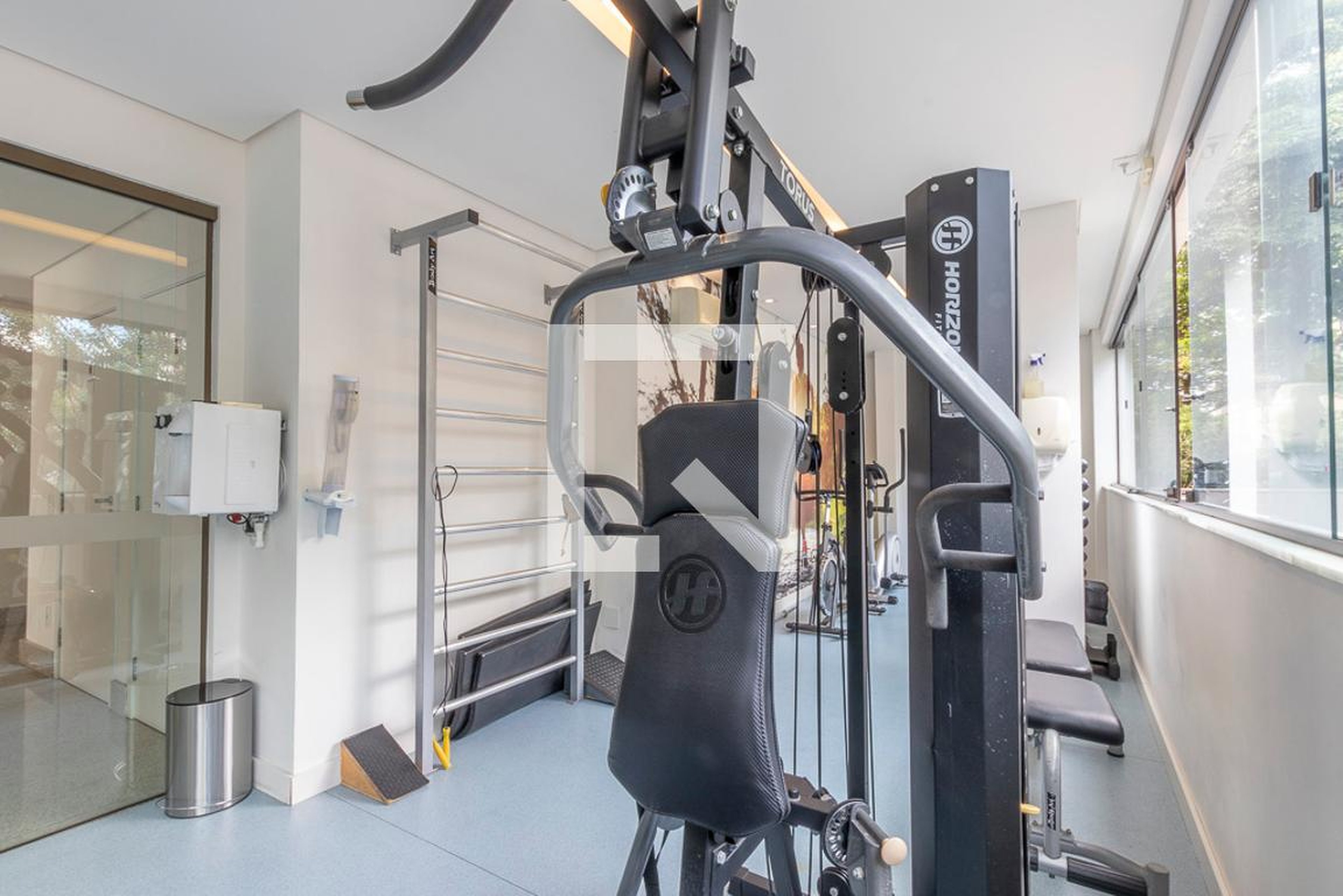 Academia - Edifício L' Essence