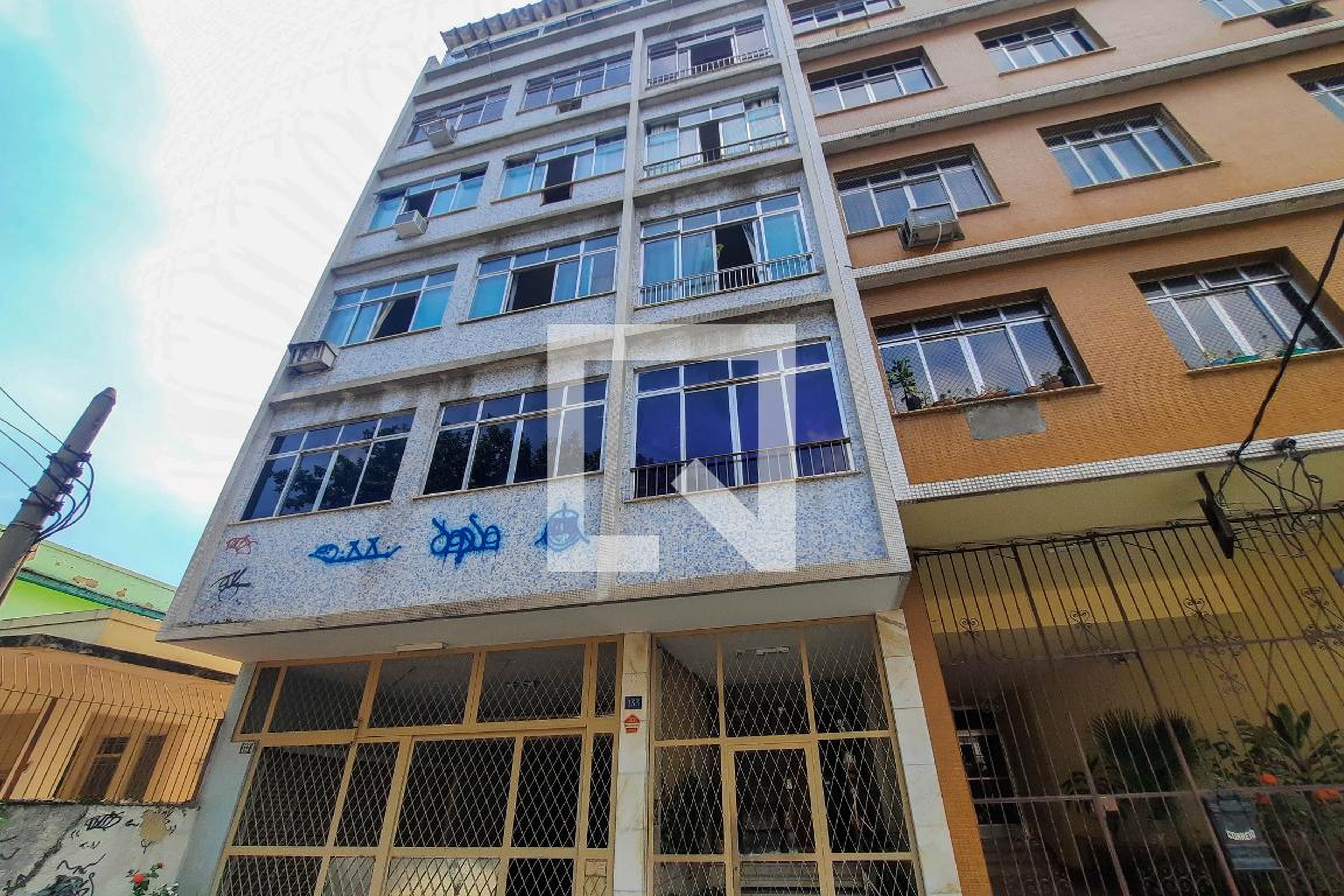 Fachada Edifício Infante Dom Pedro