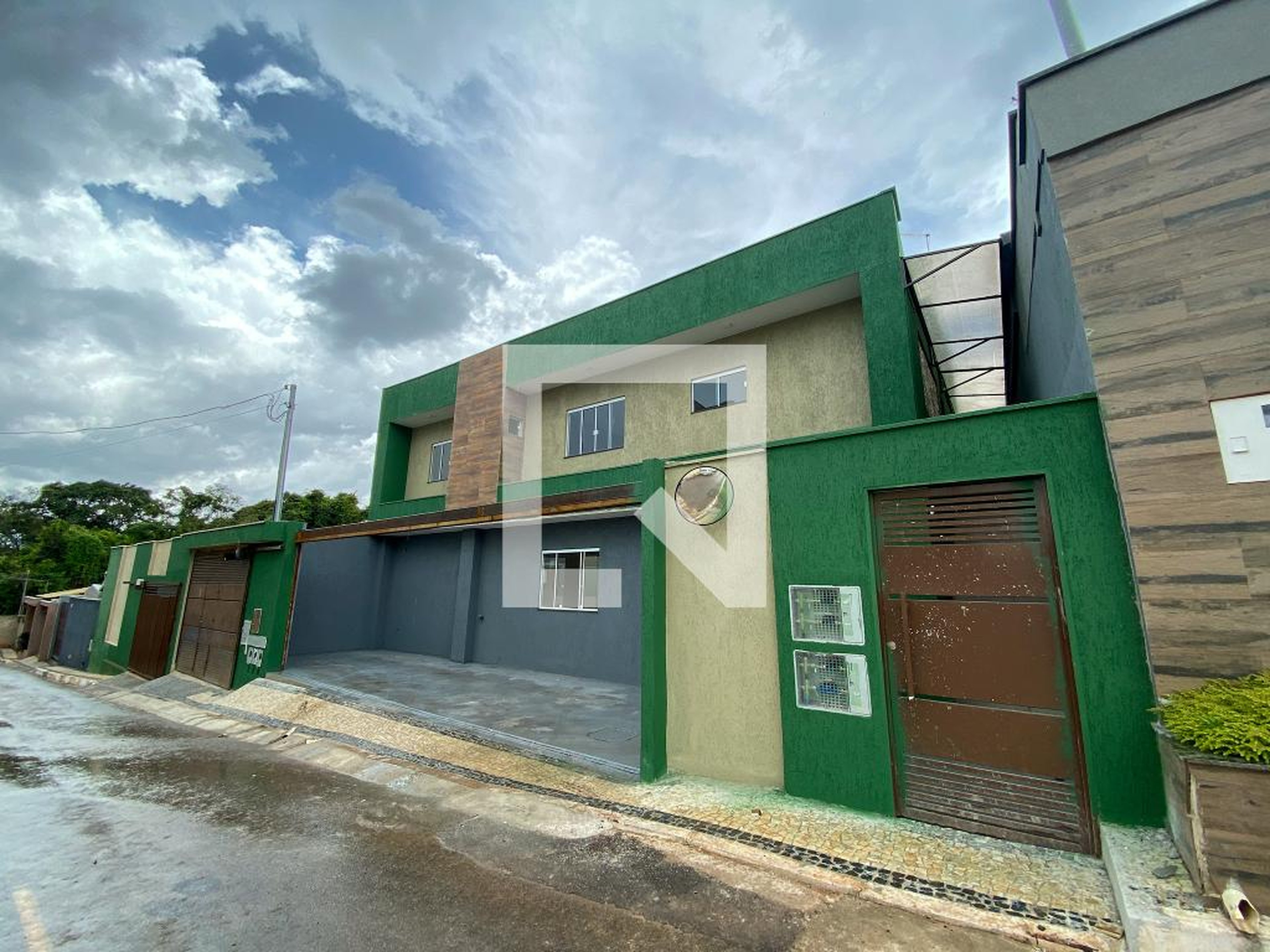 Fachada Condomínio em Travessa 01, 102