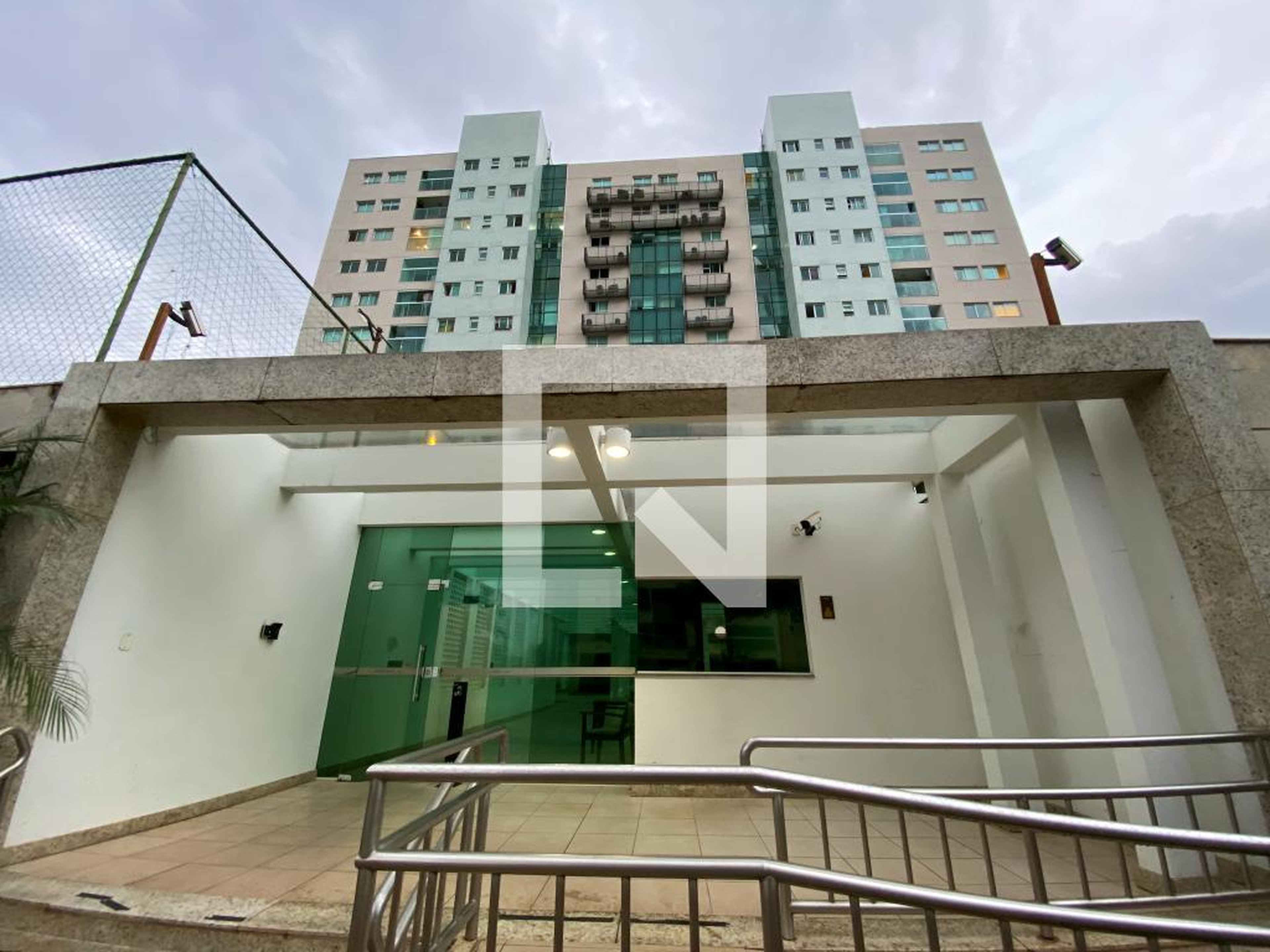 Fachada Condomínio em Qi 27 Lote 2, 301