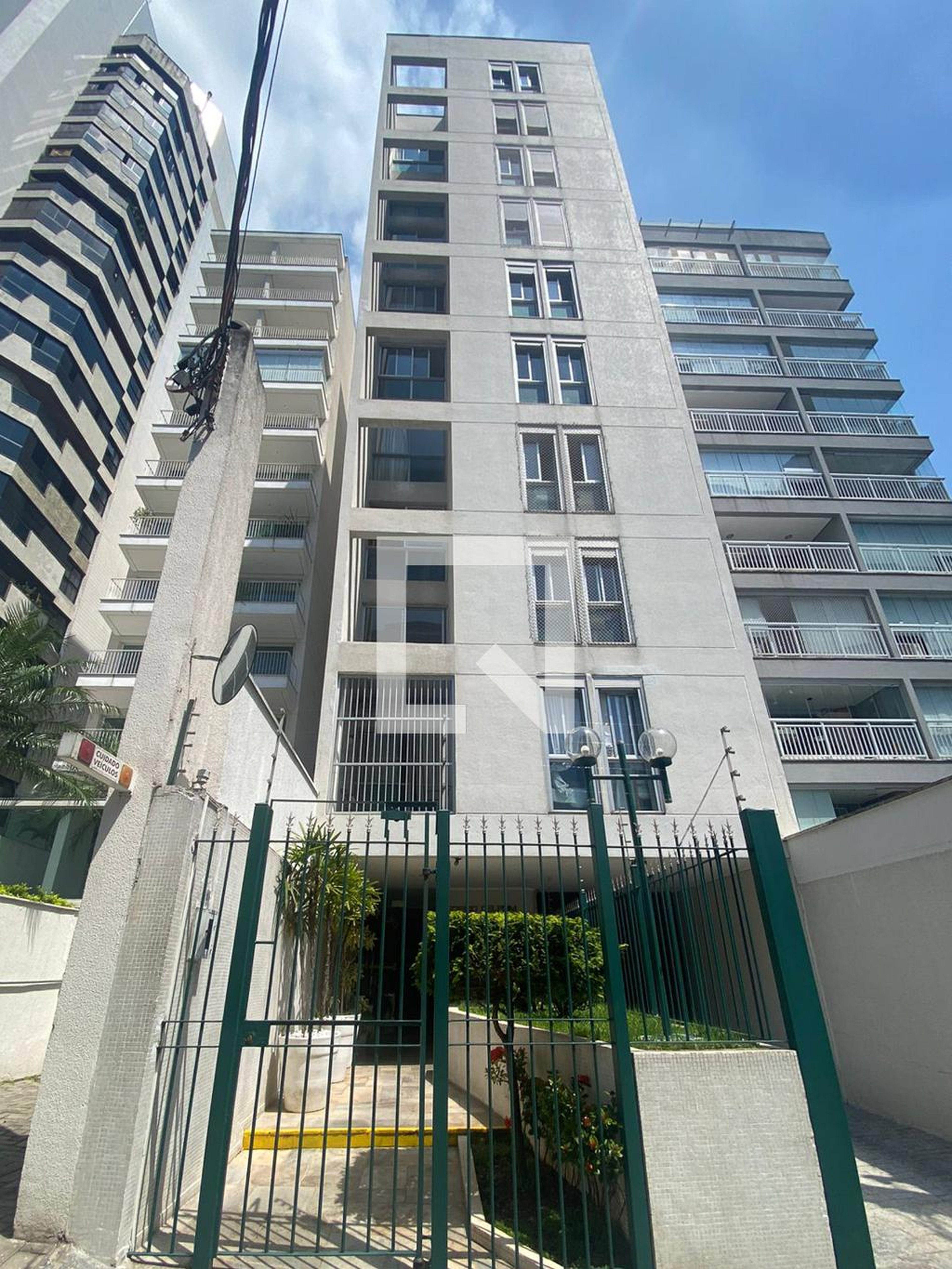 Fachada Condomínio Delphim