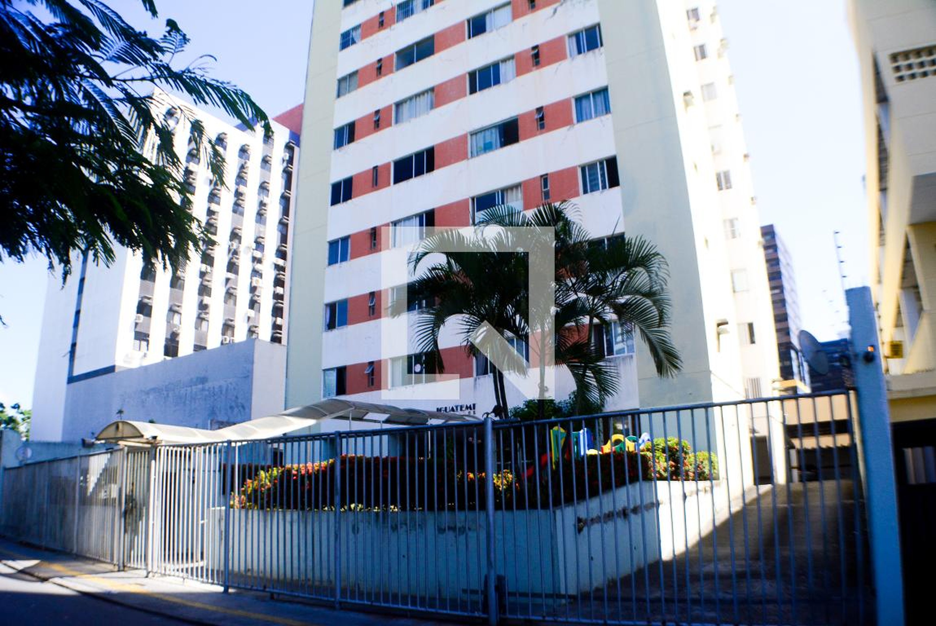Fachada Condomínio Iguatemi Residence