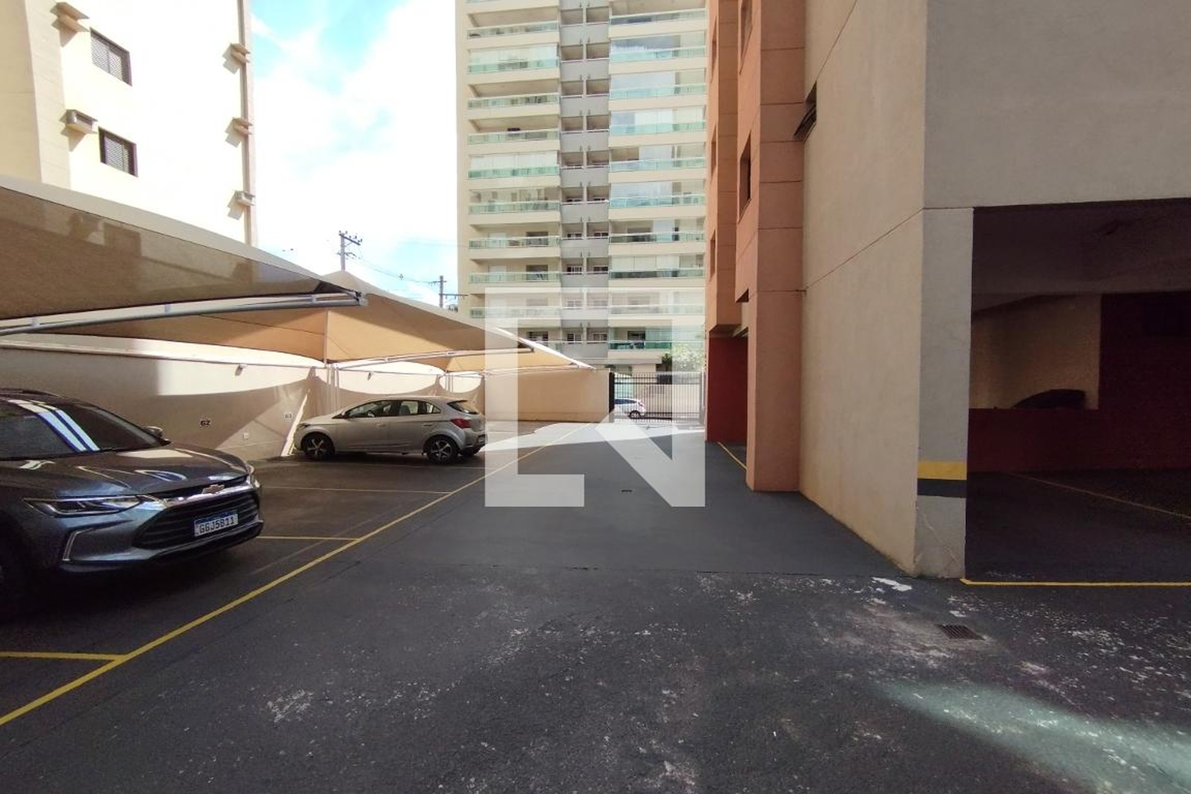 Estacionamento - Clara Maria