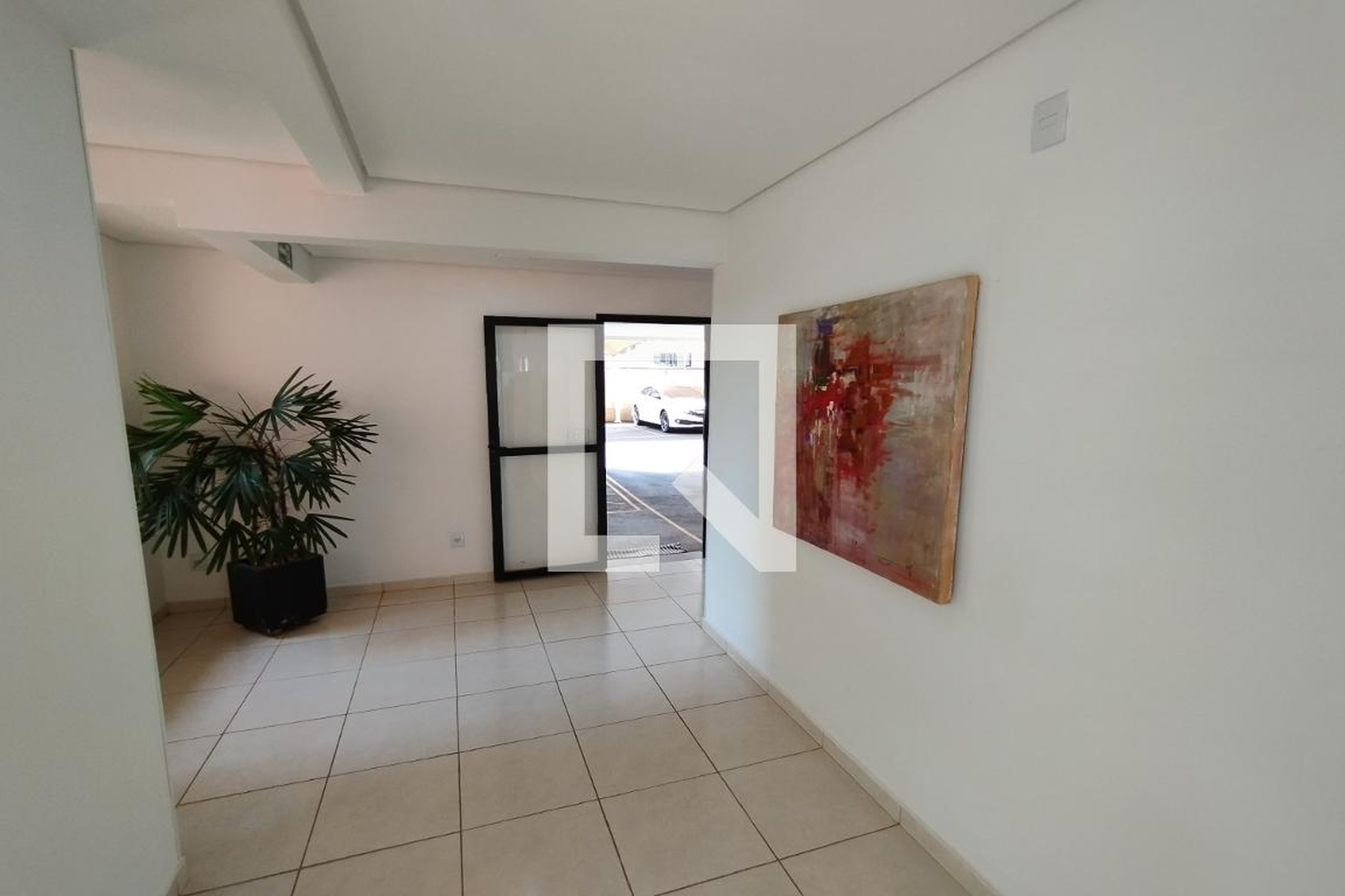 Hall do Prédio - Clara Maria