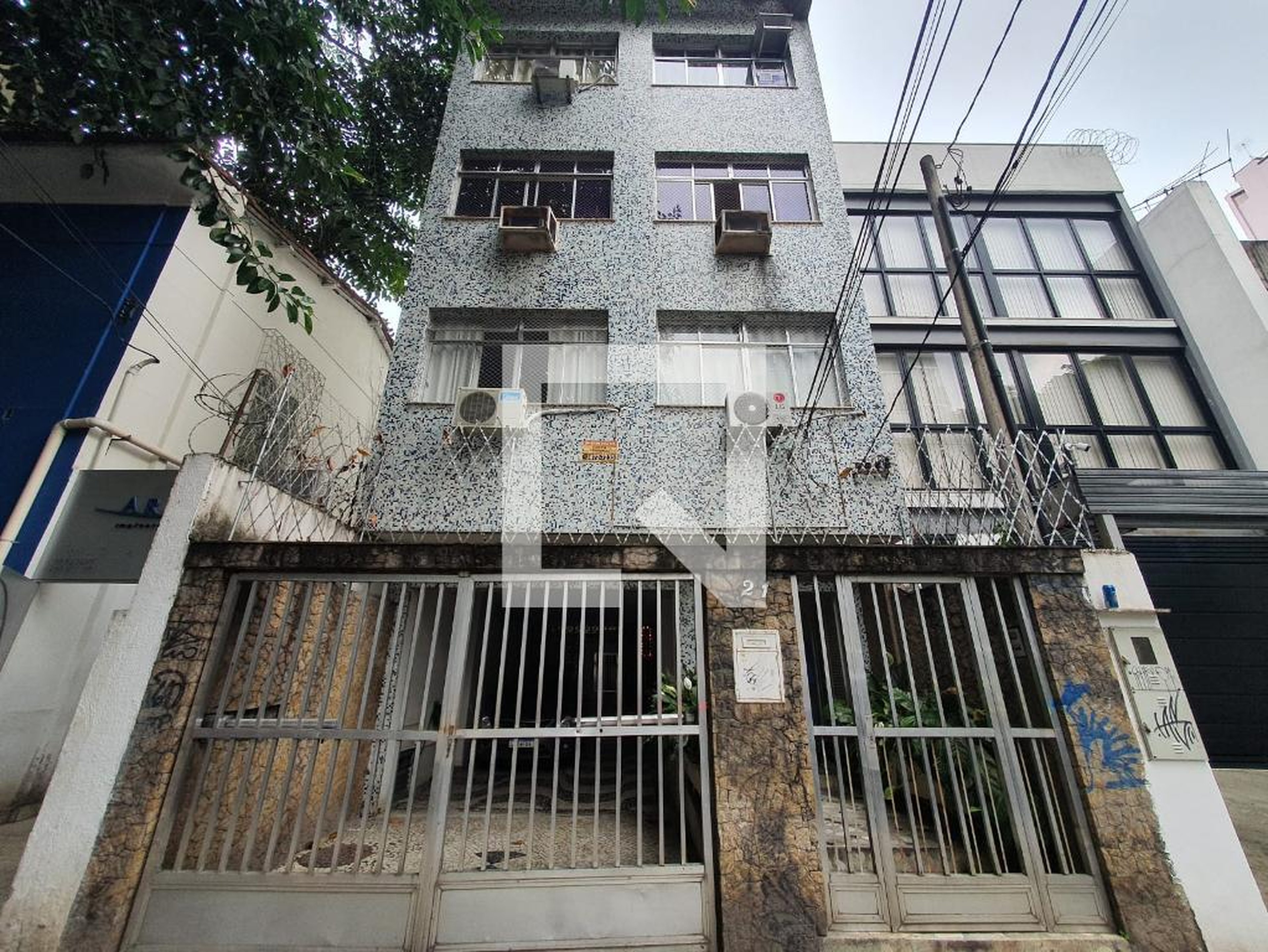 Fachada Condomínio Esmoriz