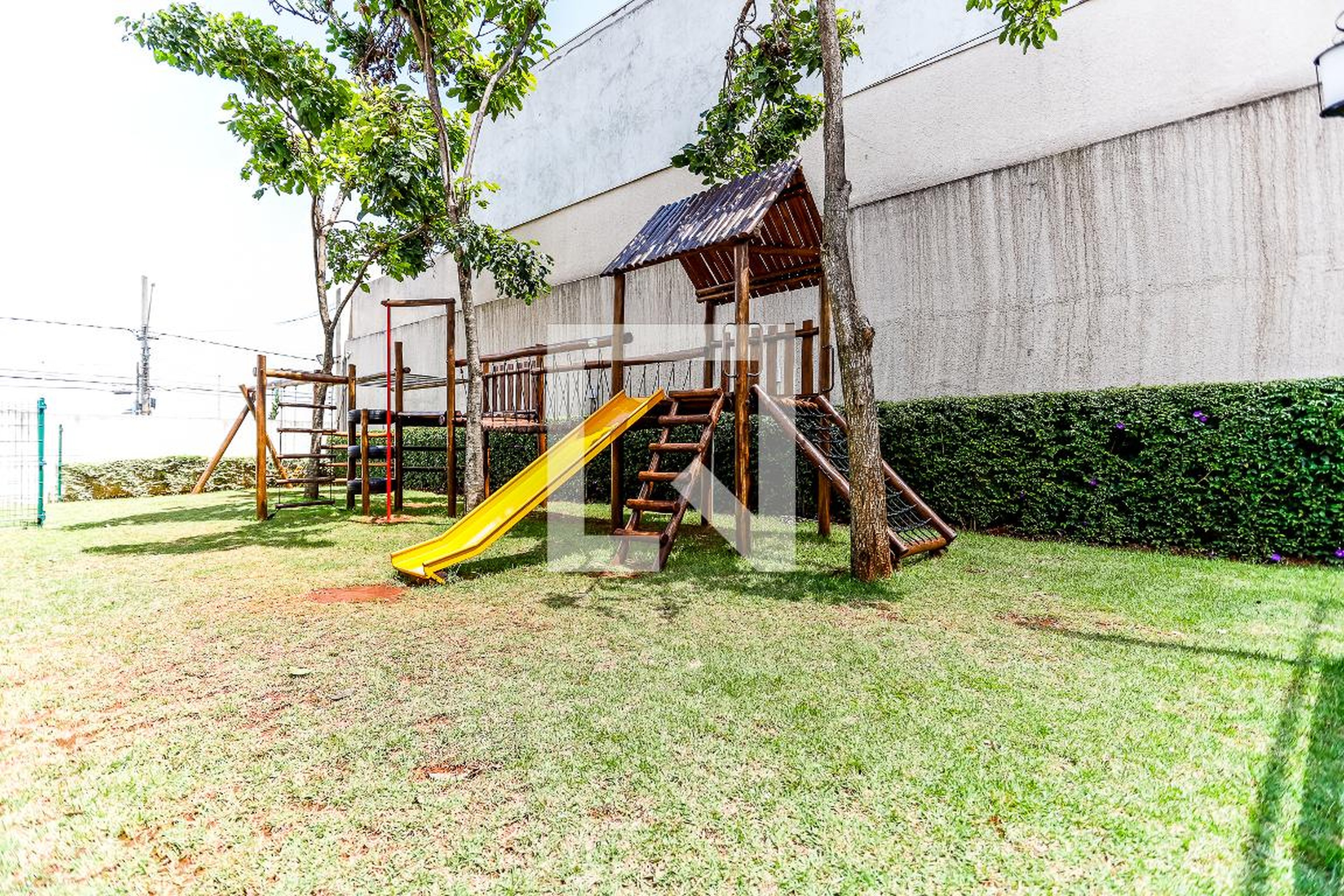 Playground - You, Vila Maria