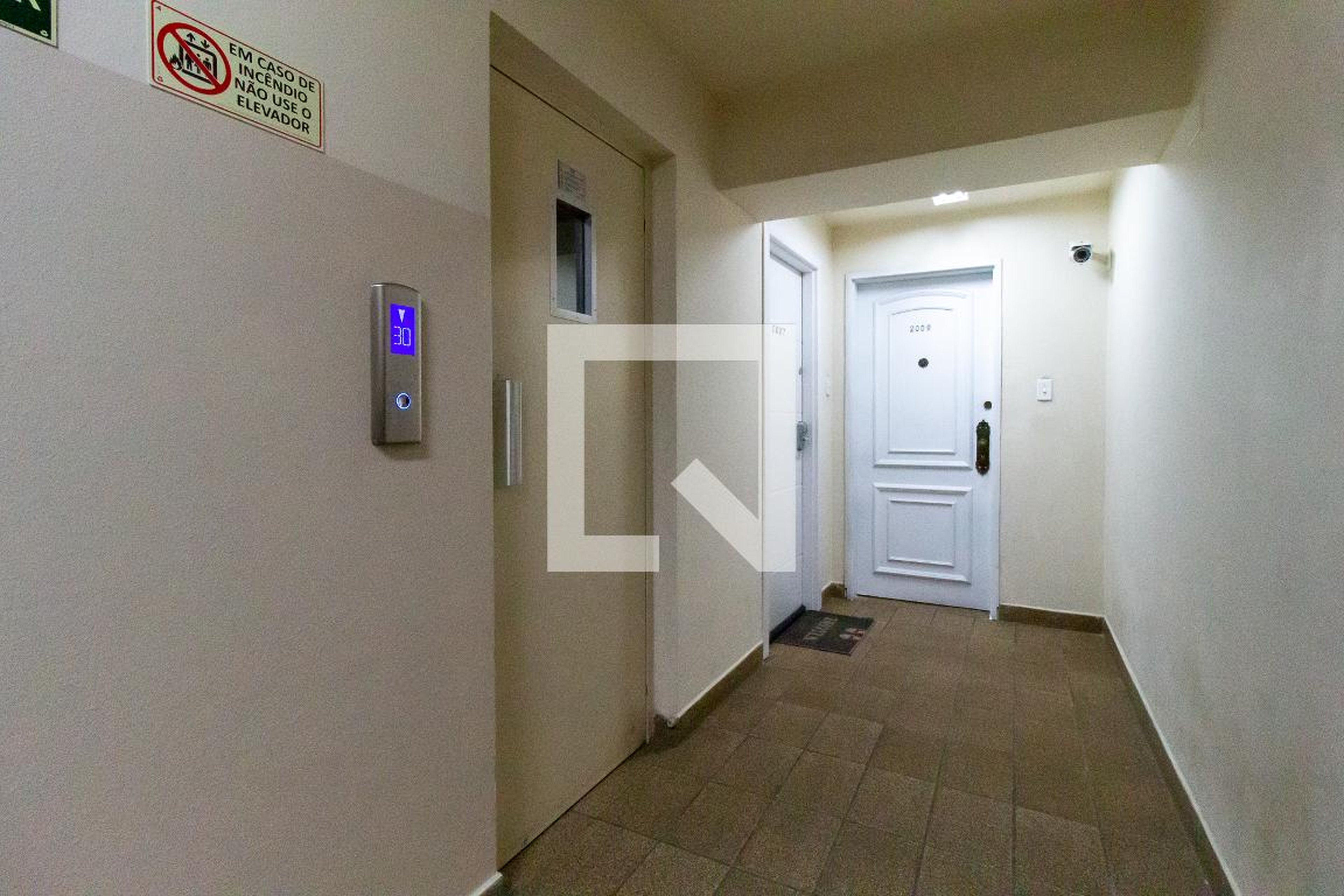 Hall de entrada - Galeria Tijucas