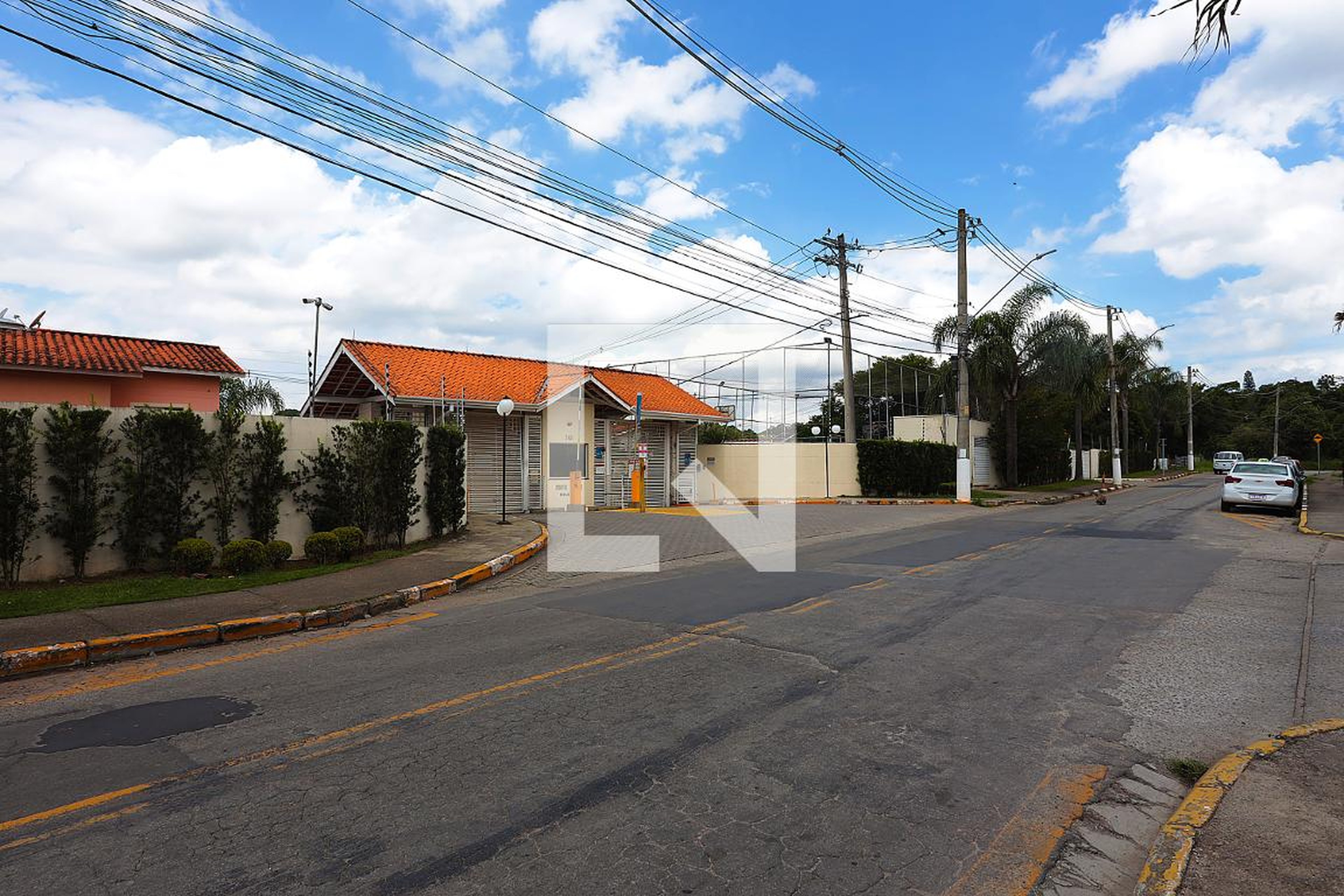 Fachada do condomínio Condomínio Porto Seguro