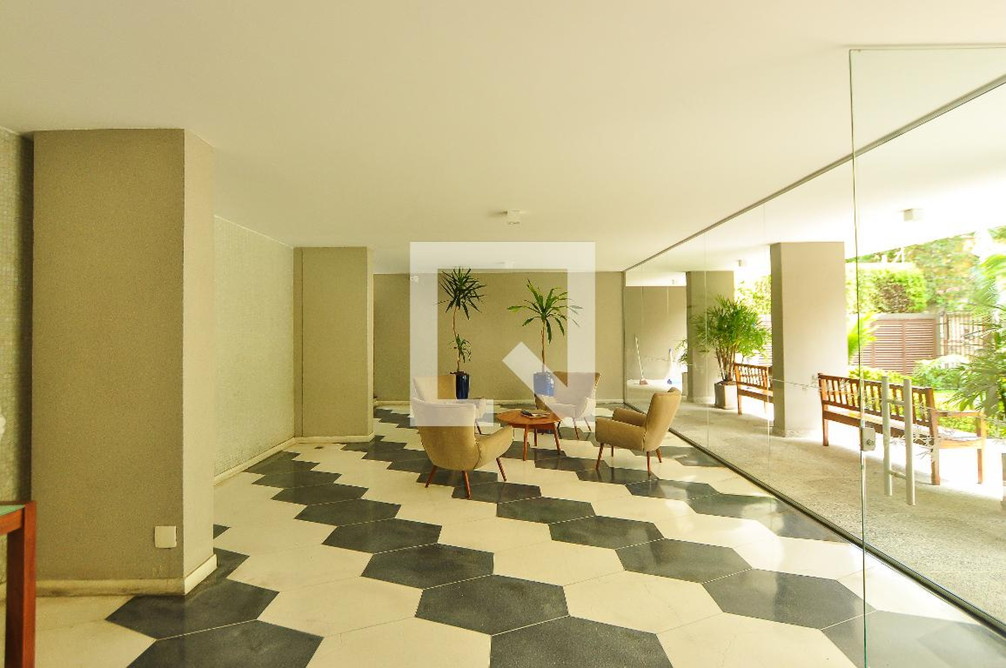 Hall de entrada - Cristiano Viana