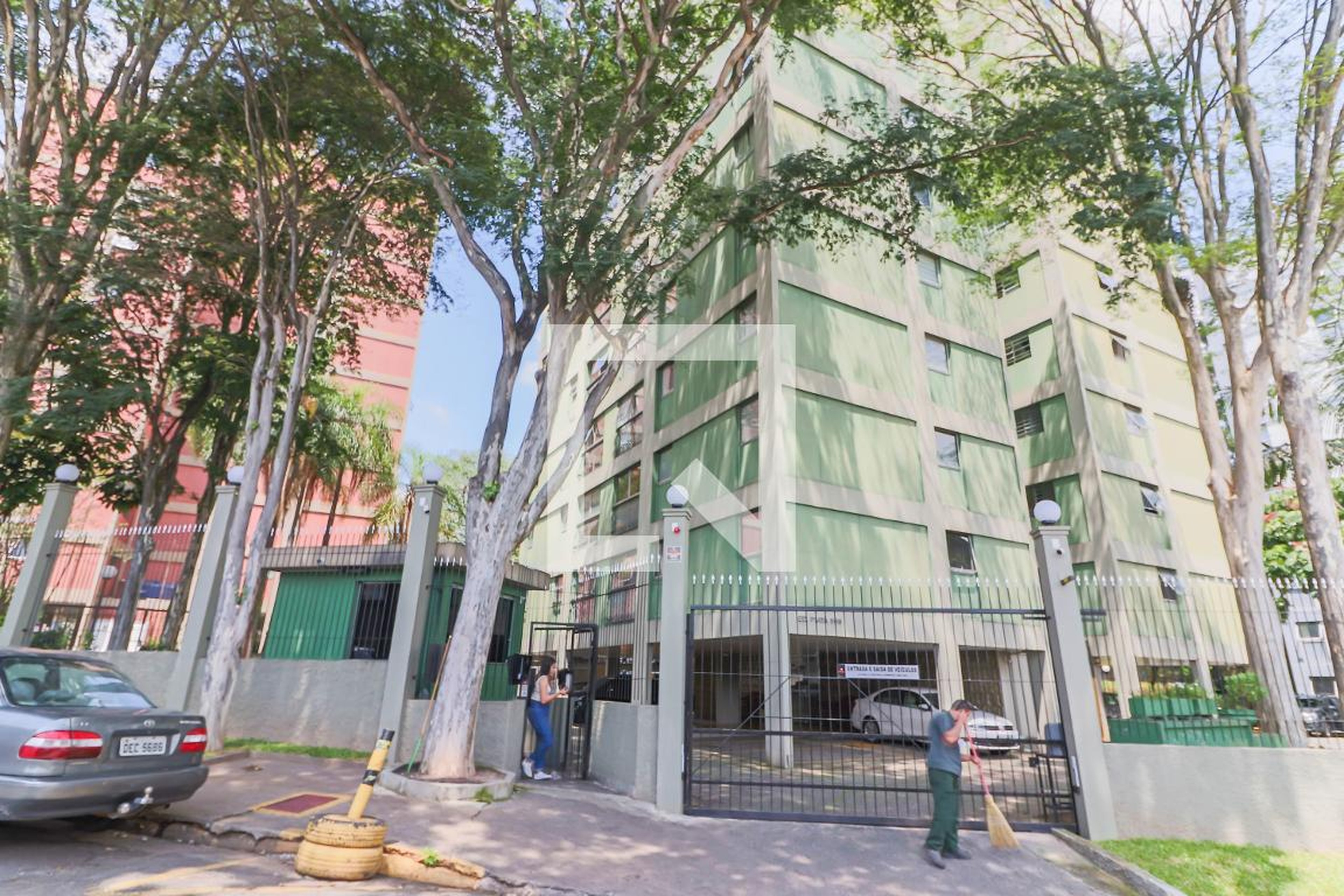 Fachada do Condomínio Condomínio Piatã