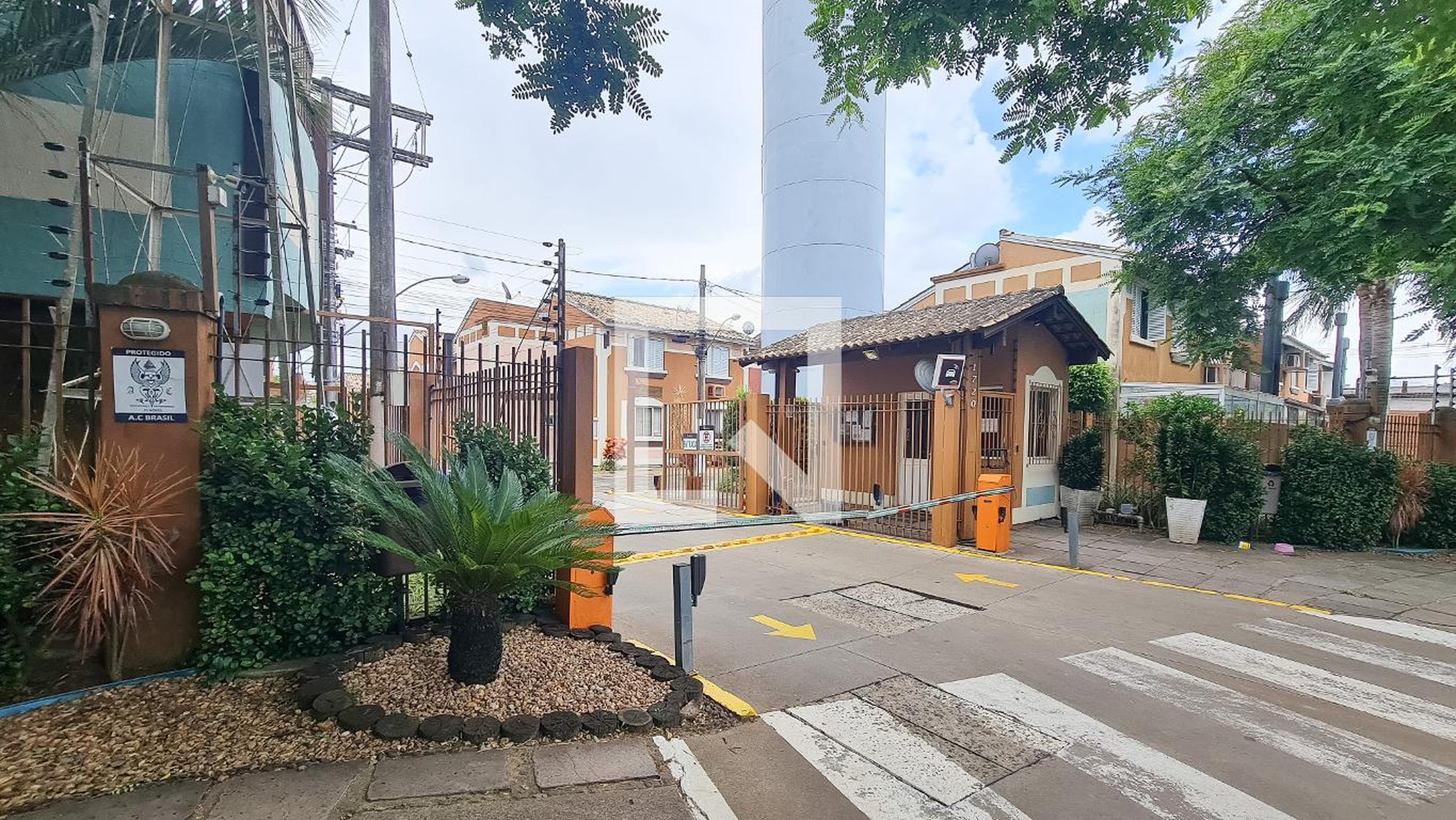 Fachada do condominio Condomínio Chácara dos Cataventos