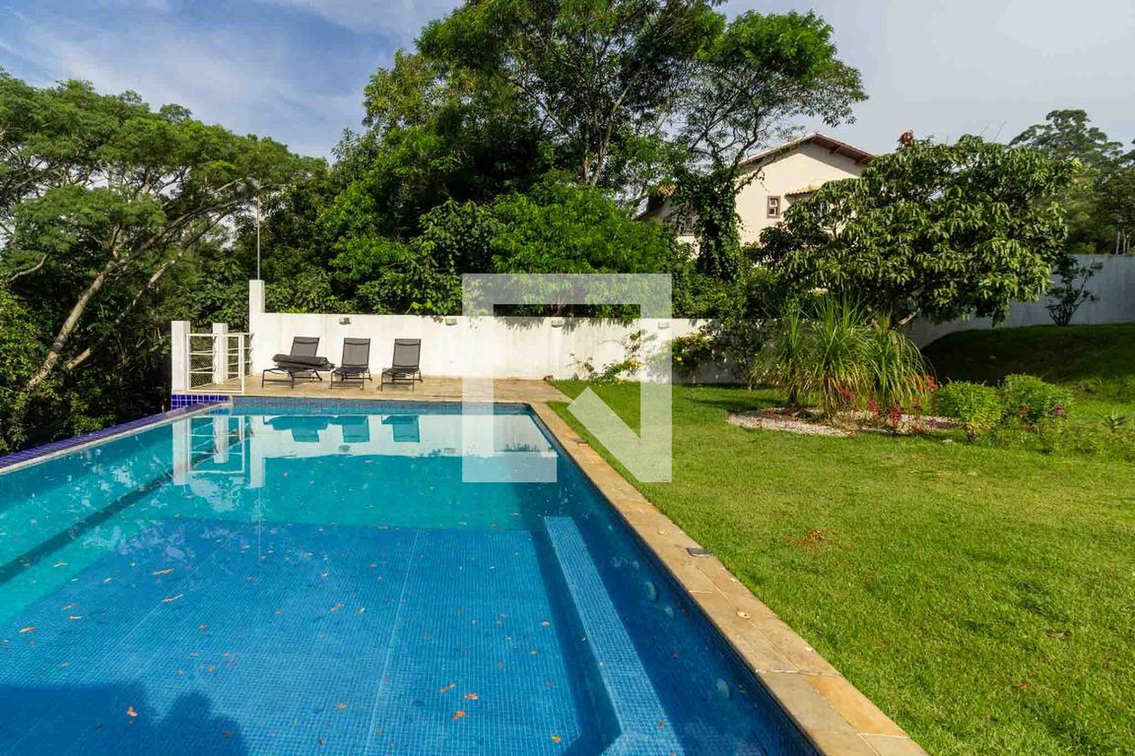 Piscina Condomínio Parque das Artes