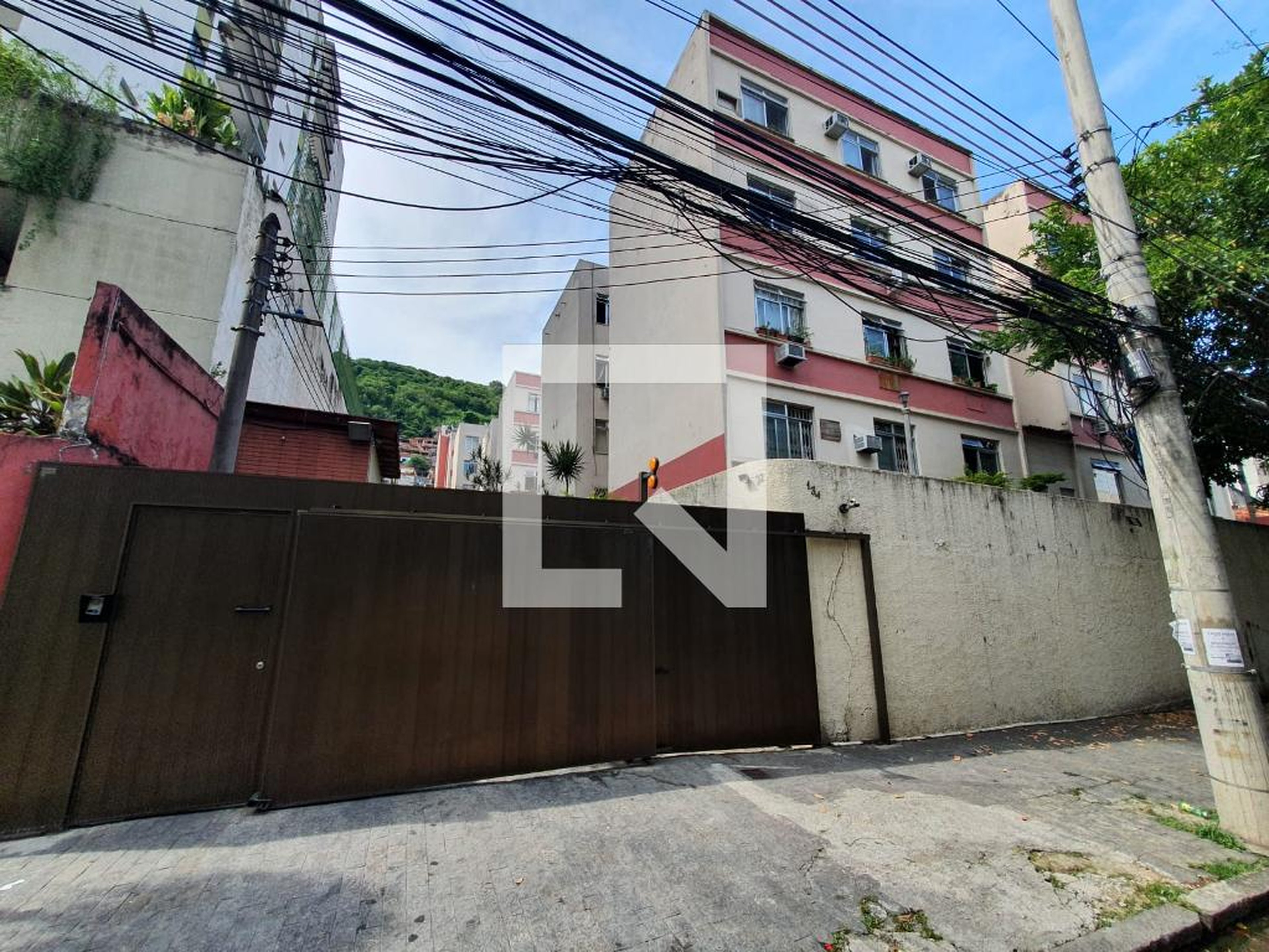 Fachada do Condominio Edifício Floriano Peixoto