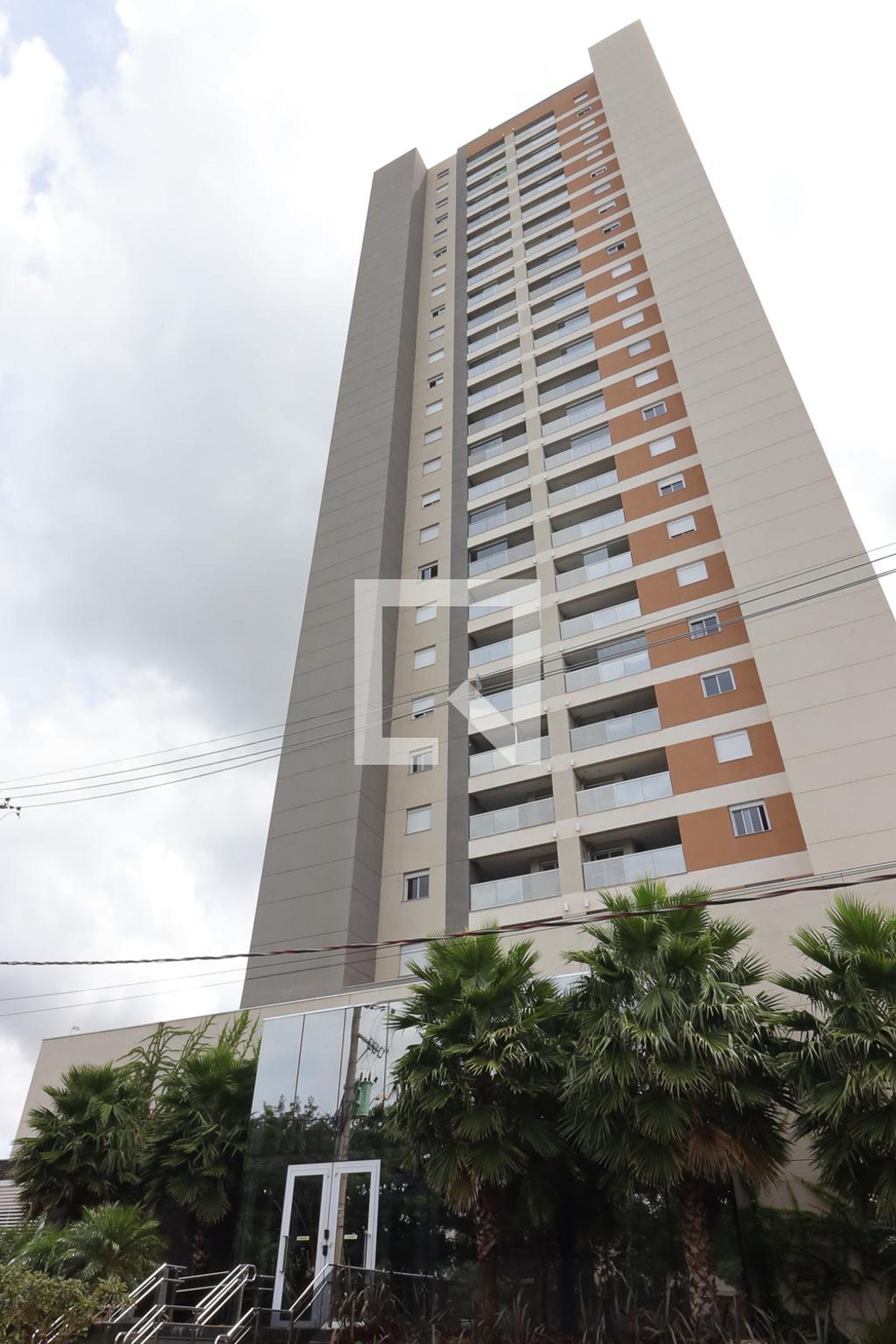 Fachada Condomínio em Rua Oscar Barbosa, 1202