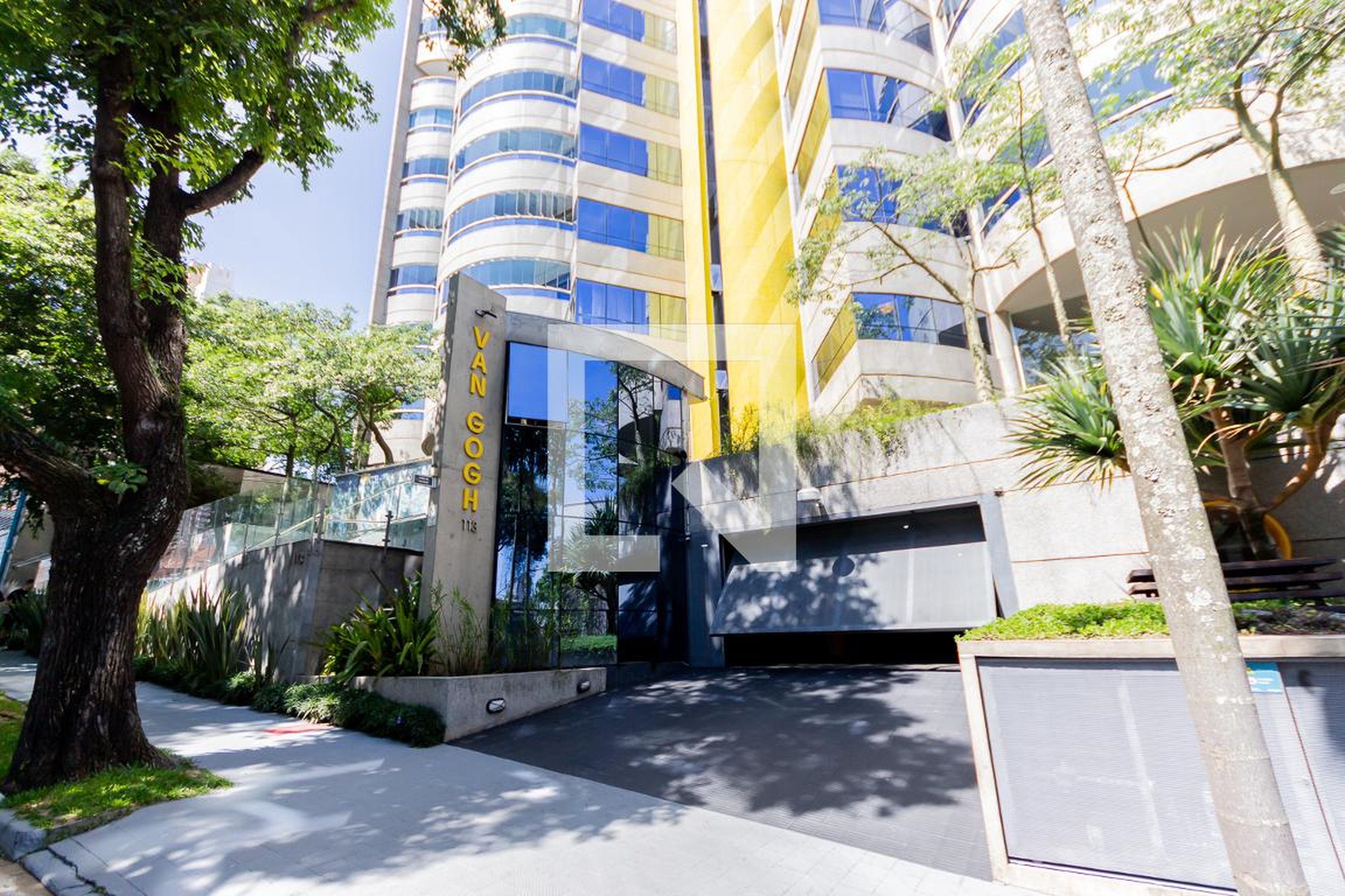 Fachada Condomínio Van Gogh