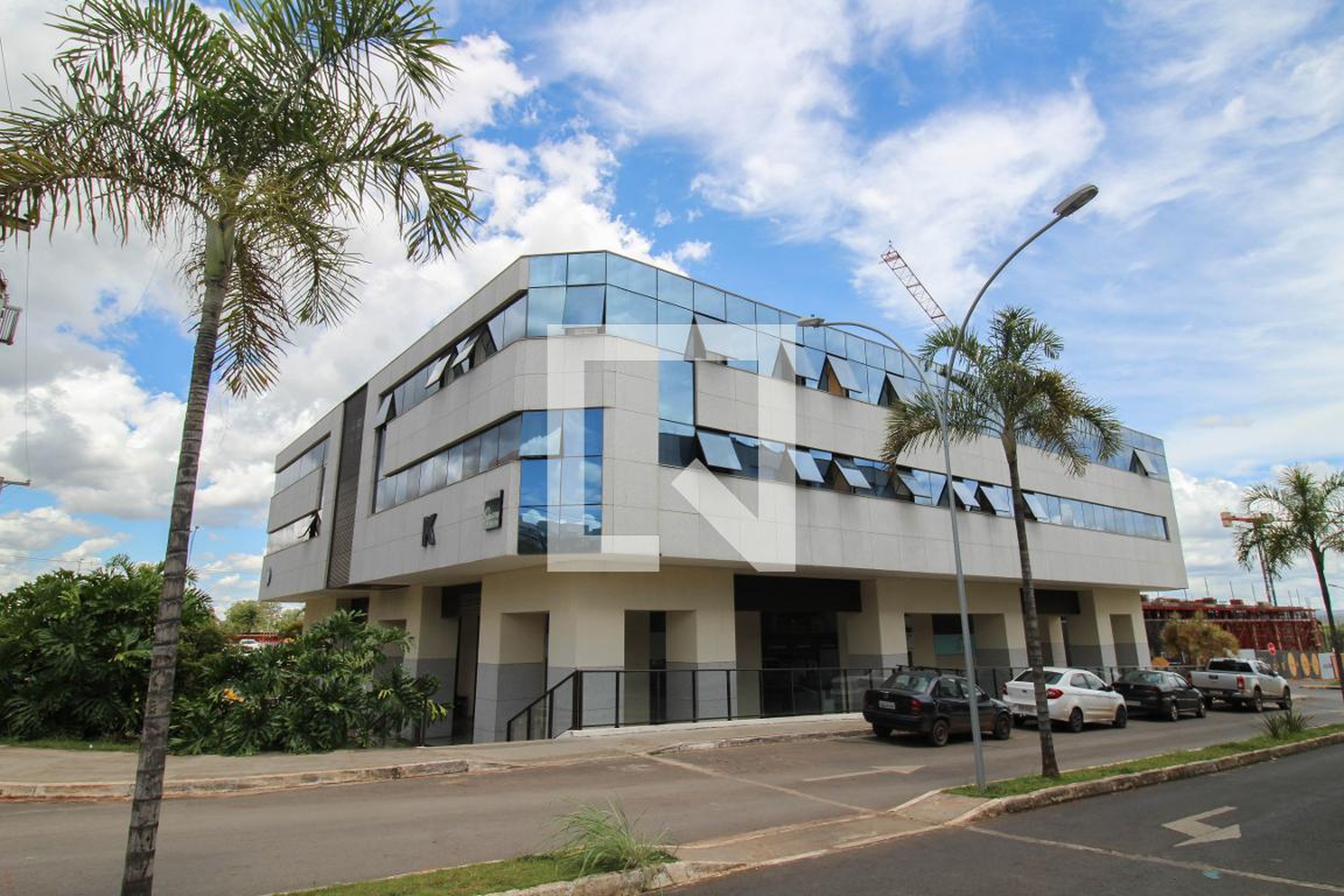 Fachada Condomínio Square Home