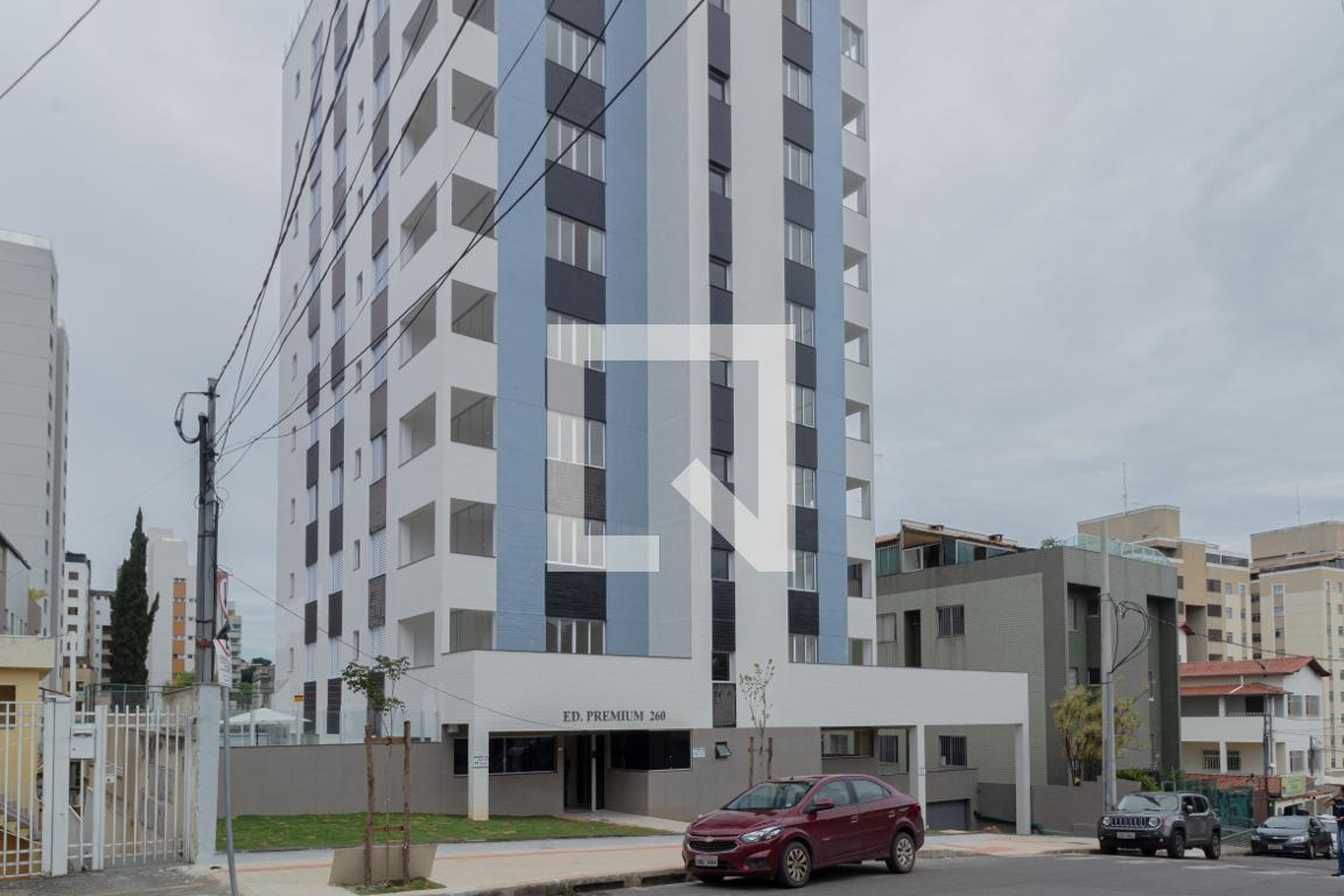 Fachada Condomínio em Rua Pitt, 260