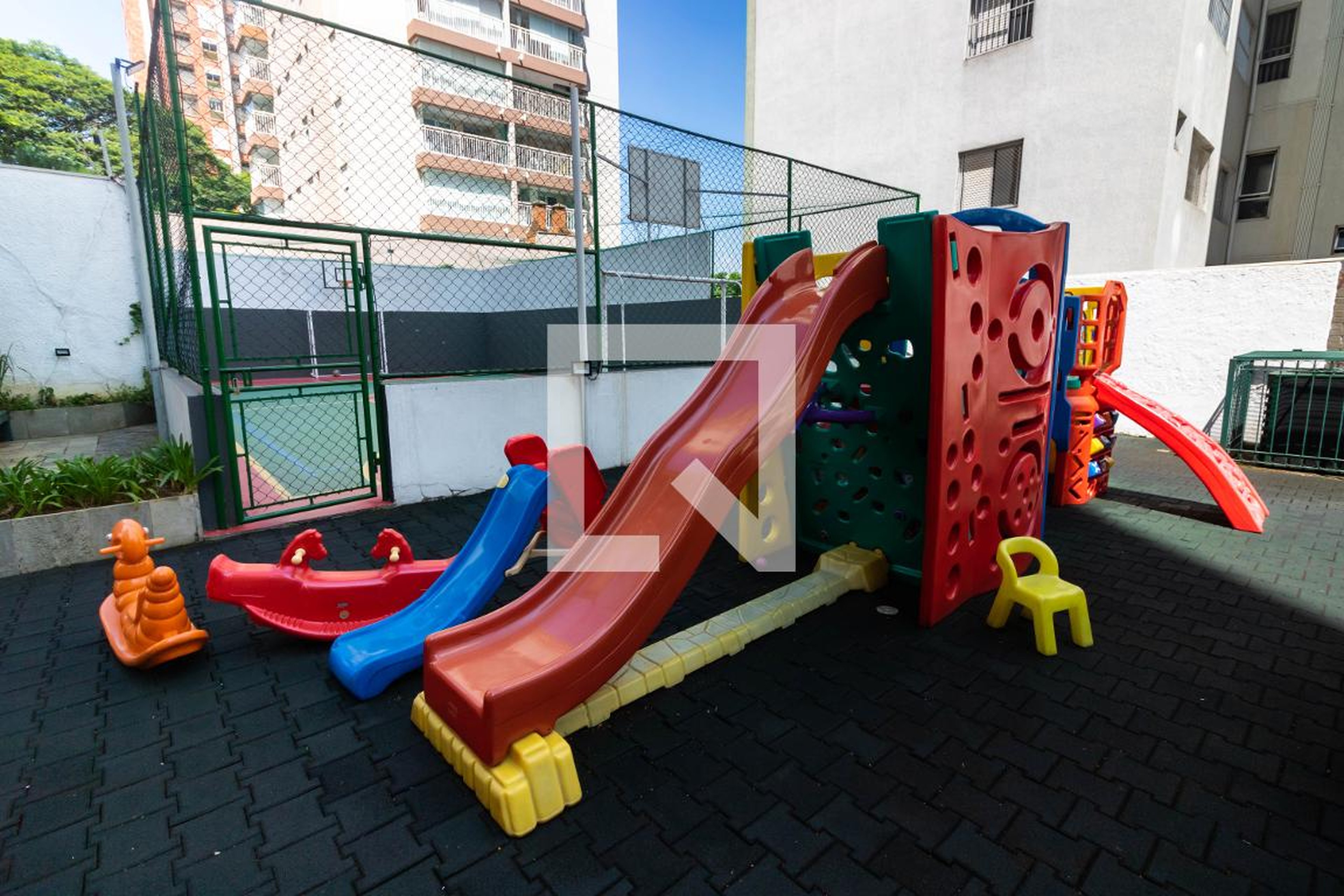 Playground - Maison Bois de Boulogne