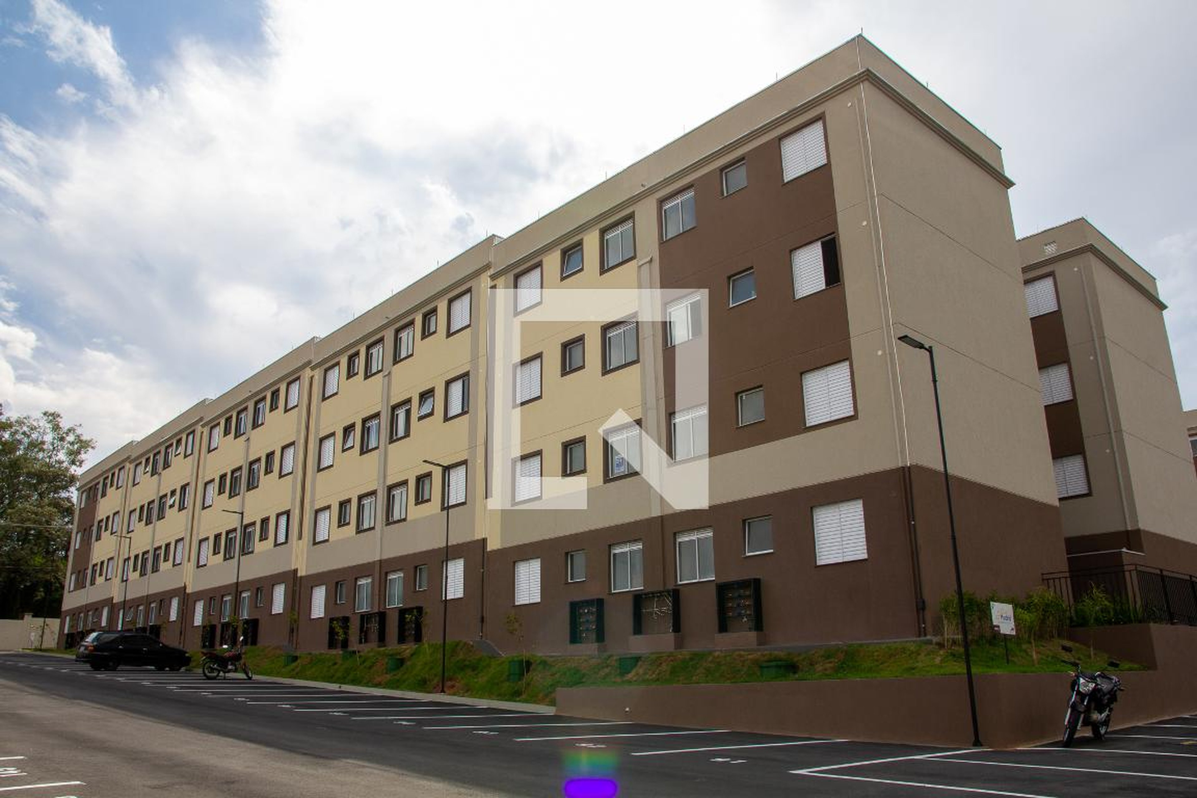 Fachada do Prédio Condomínio Lar Madrid