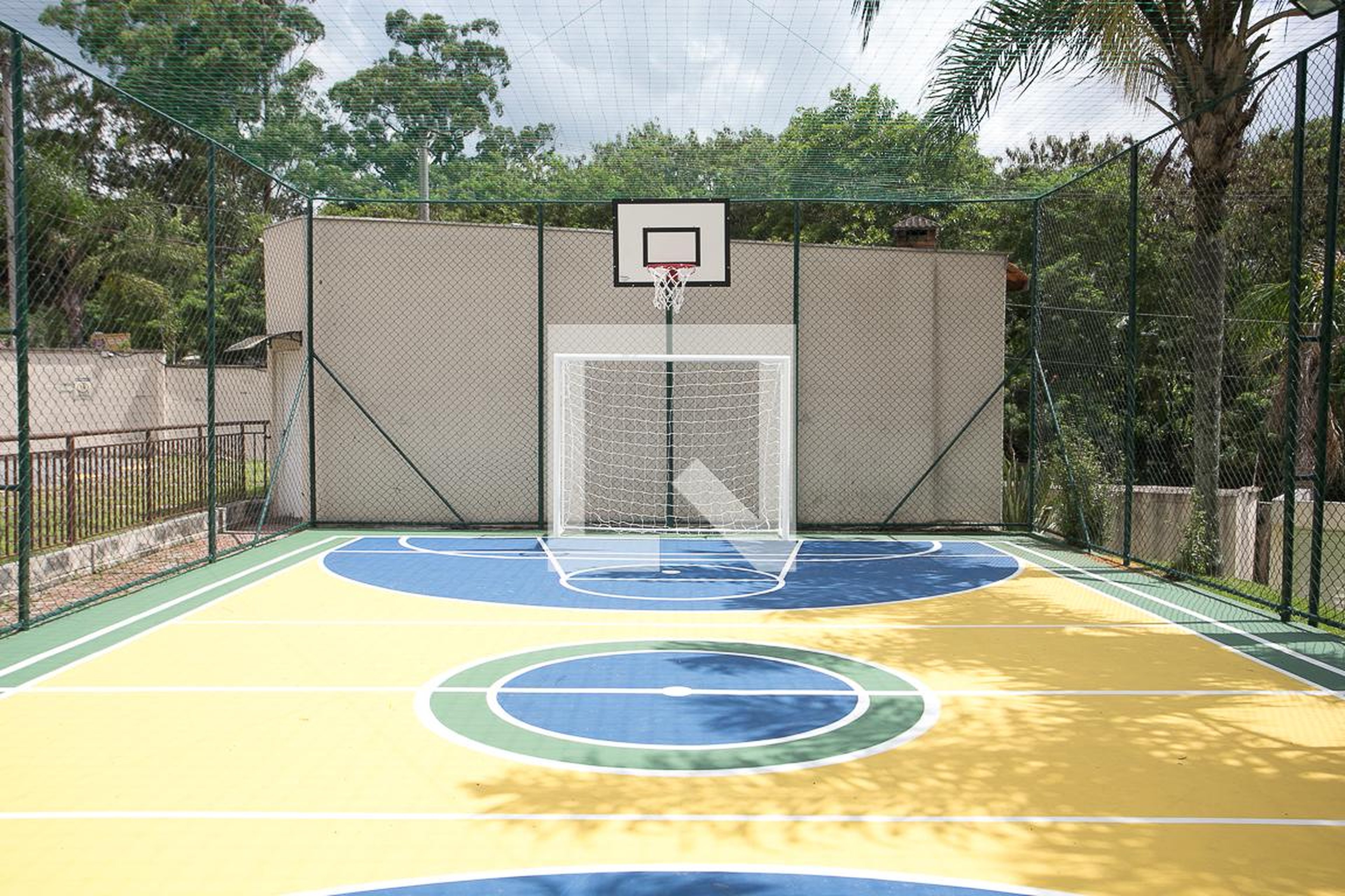 Quadra Esportiva - Spazio Ype Amarelo