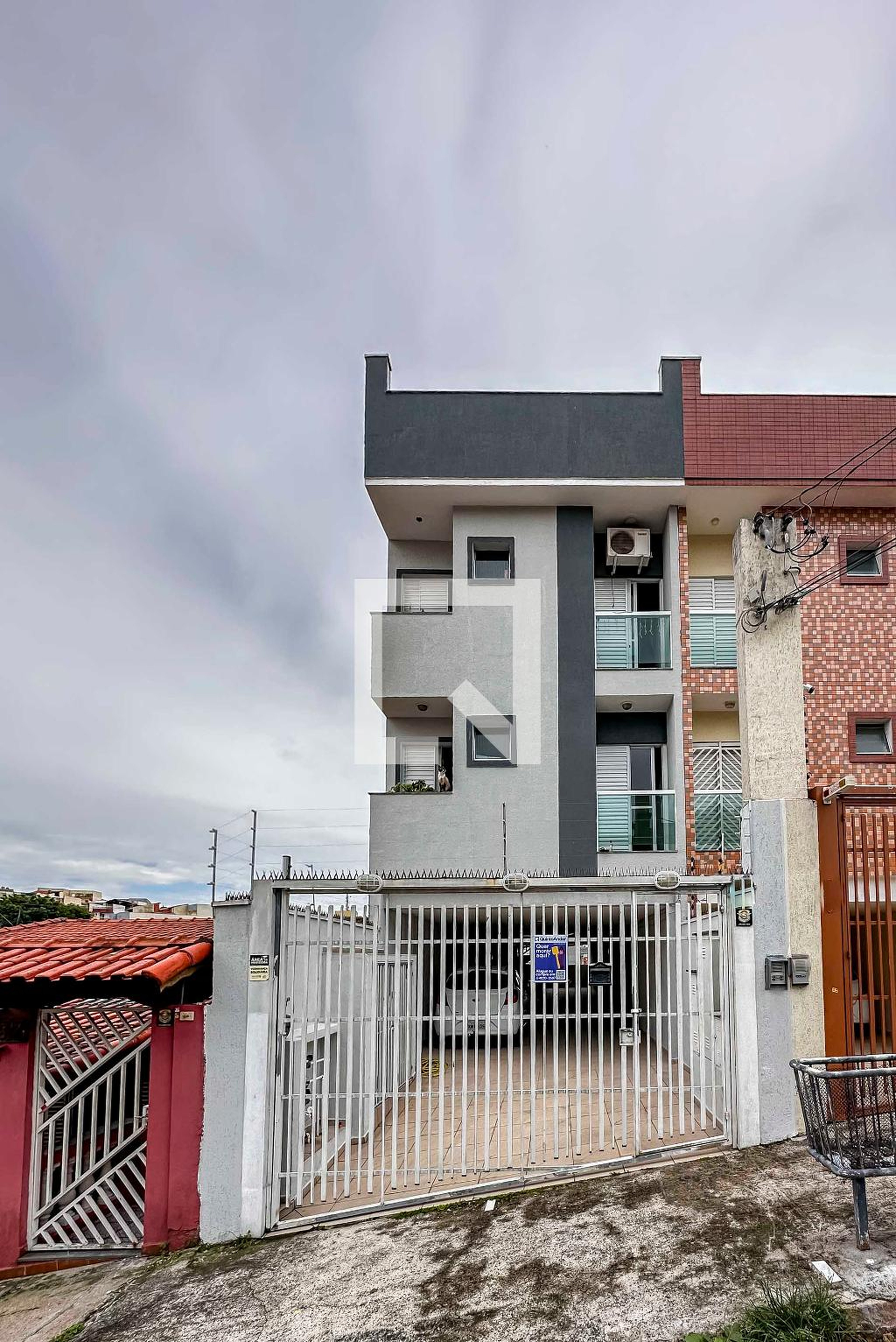 Fachada Condomínio em Rua Senador Paulo Guerra, 79