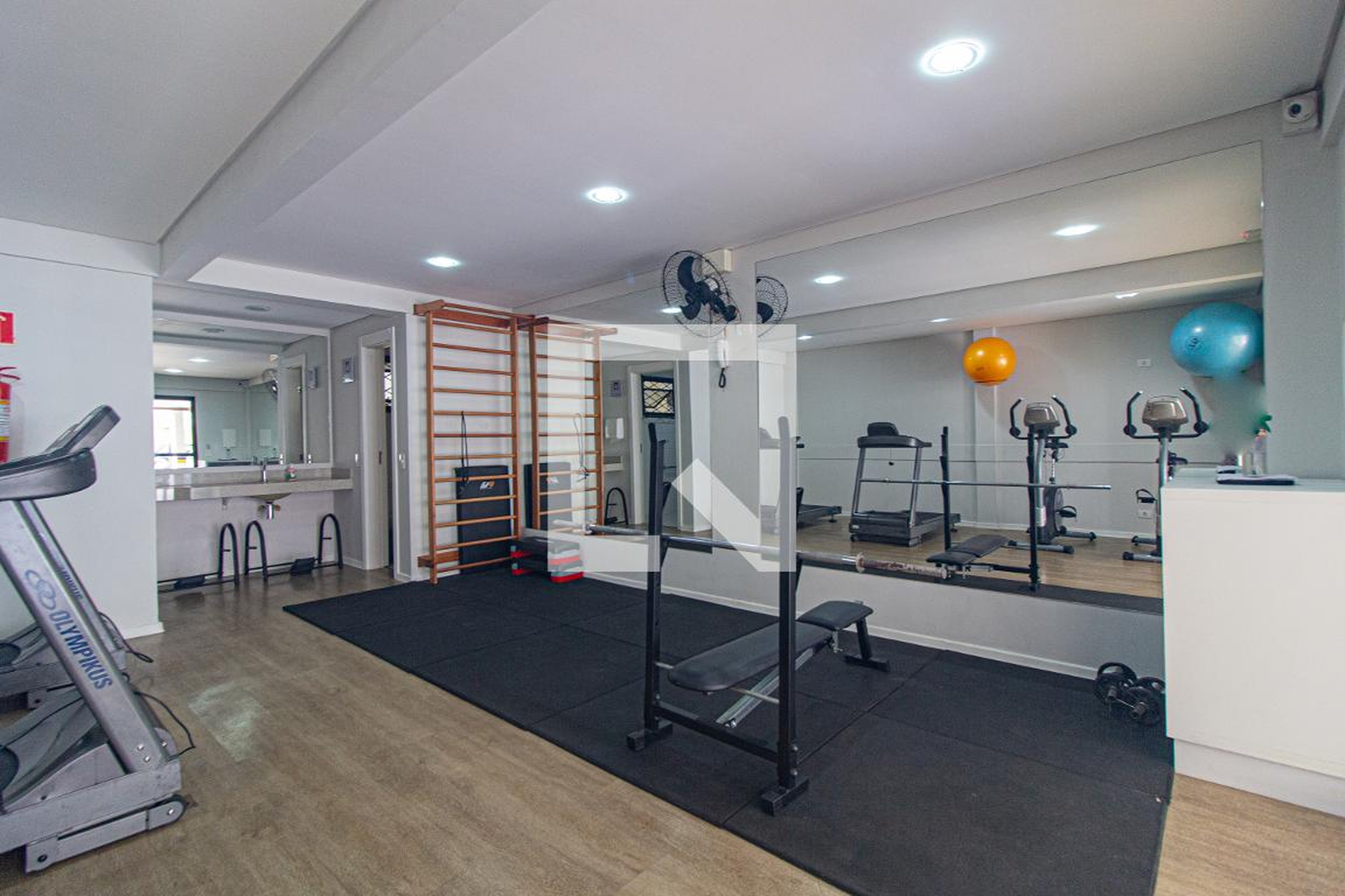 Academia Edifício Rio Guarani