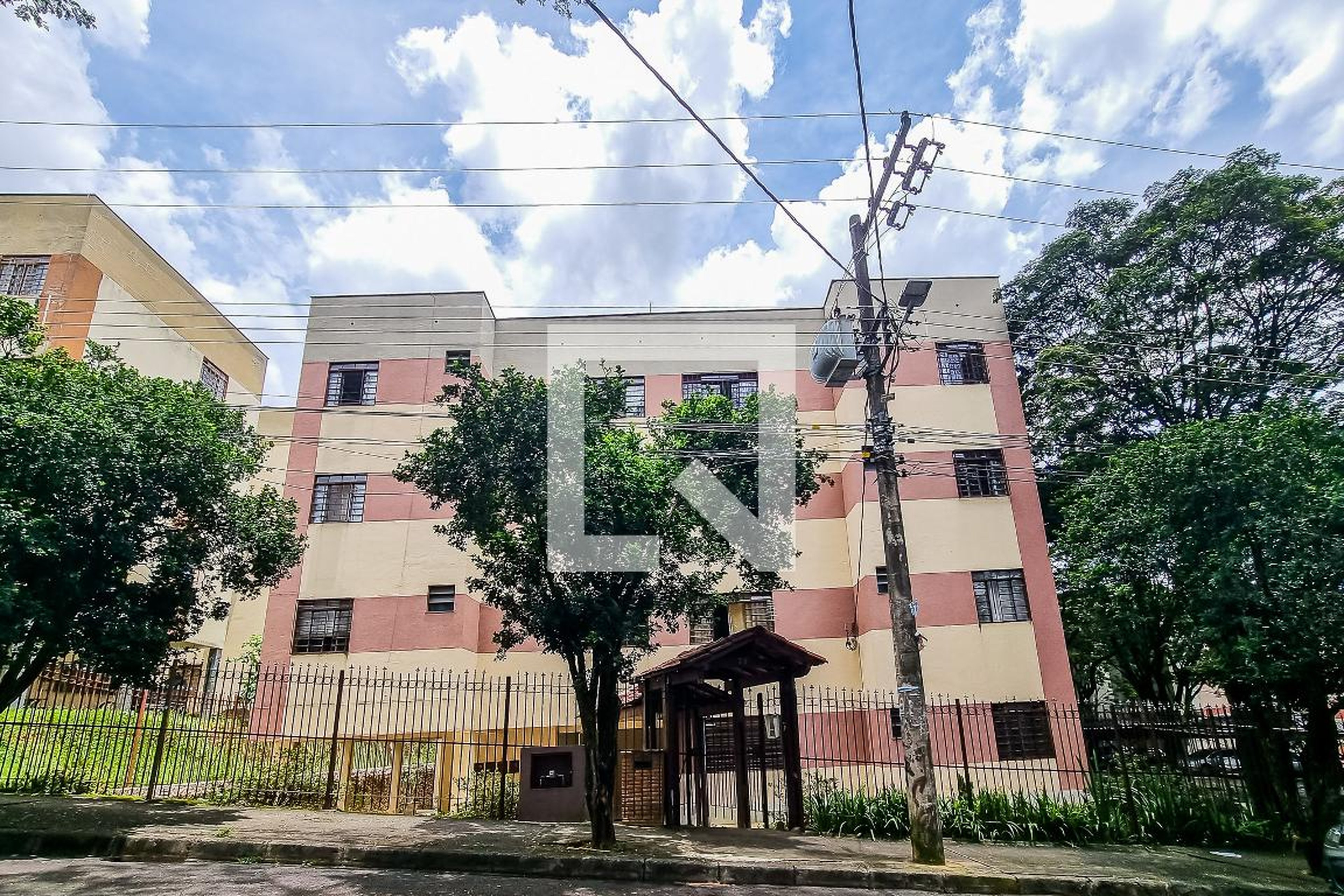 Fachada Condomínio Azaleia