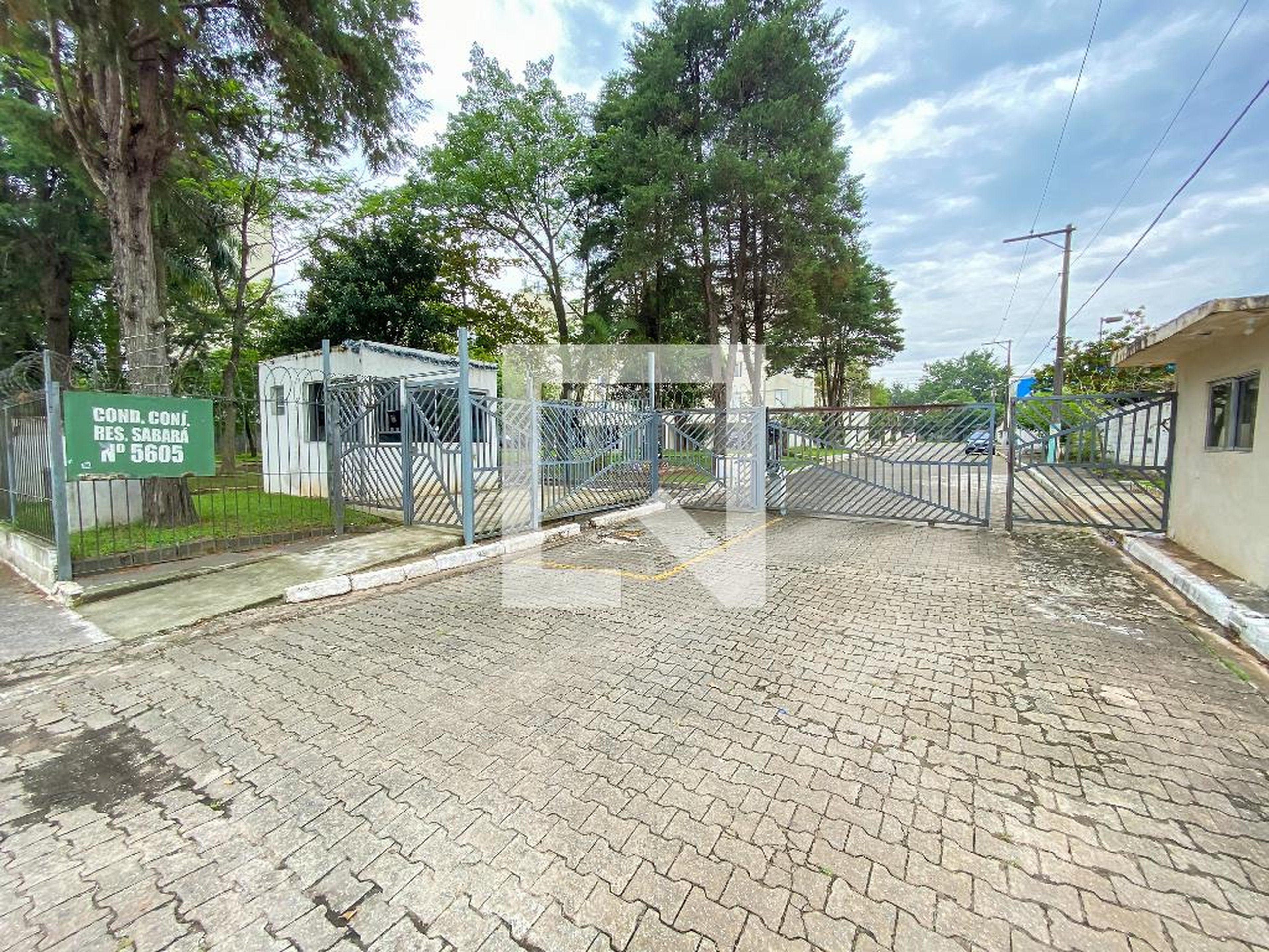 Fachada do Condomínio Condomínio Conjunto Residencial Sabara