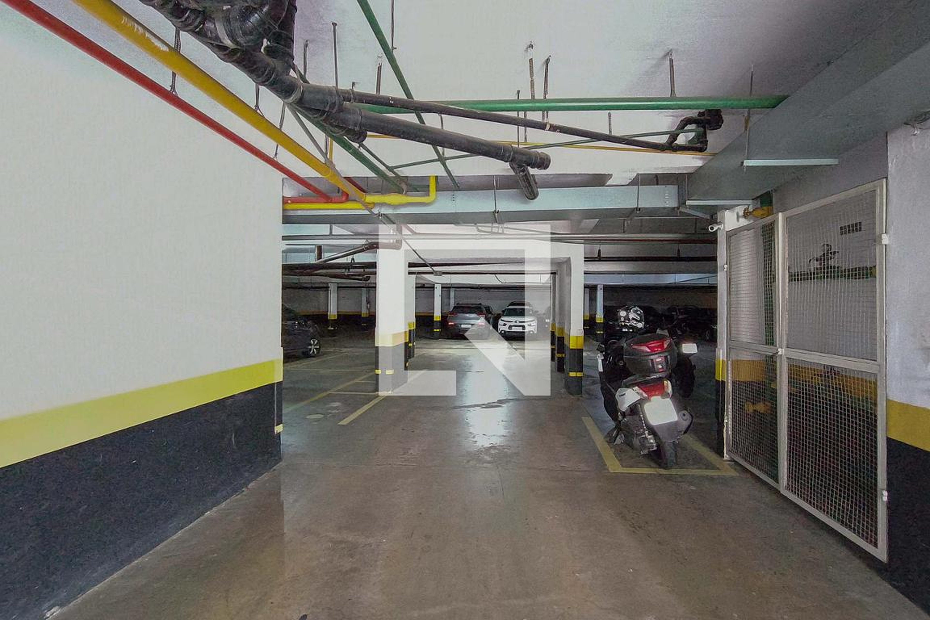 Estacionamento - Edifício Trindade M. Bigucci