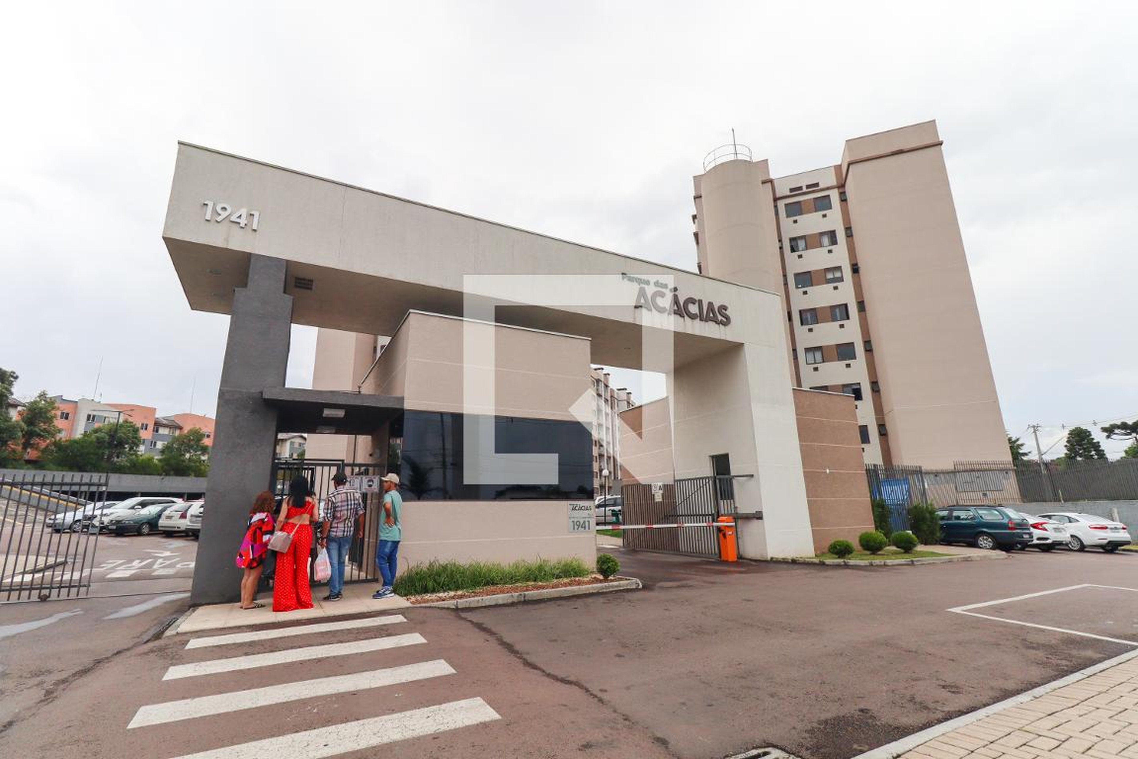 Fachada do Condomínio Condomínio Parque das Acácias