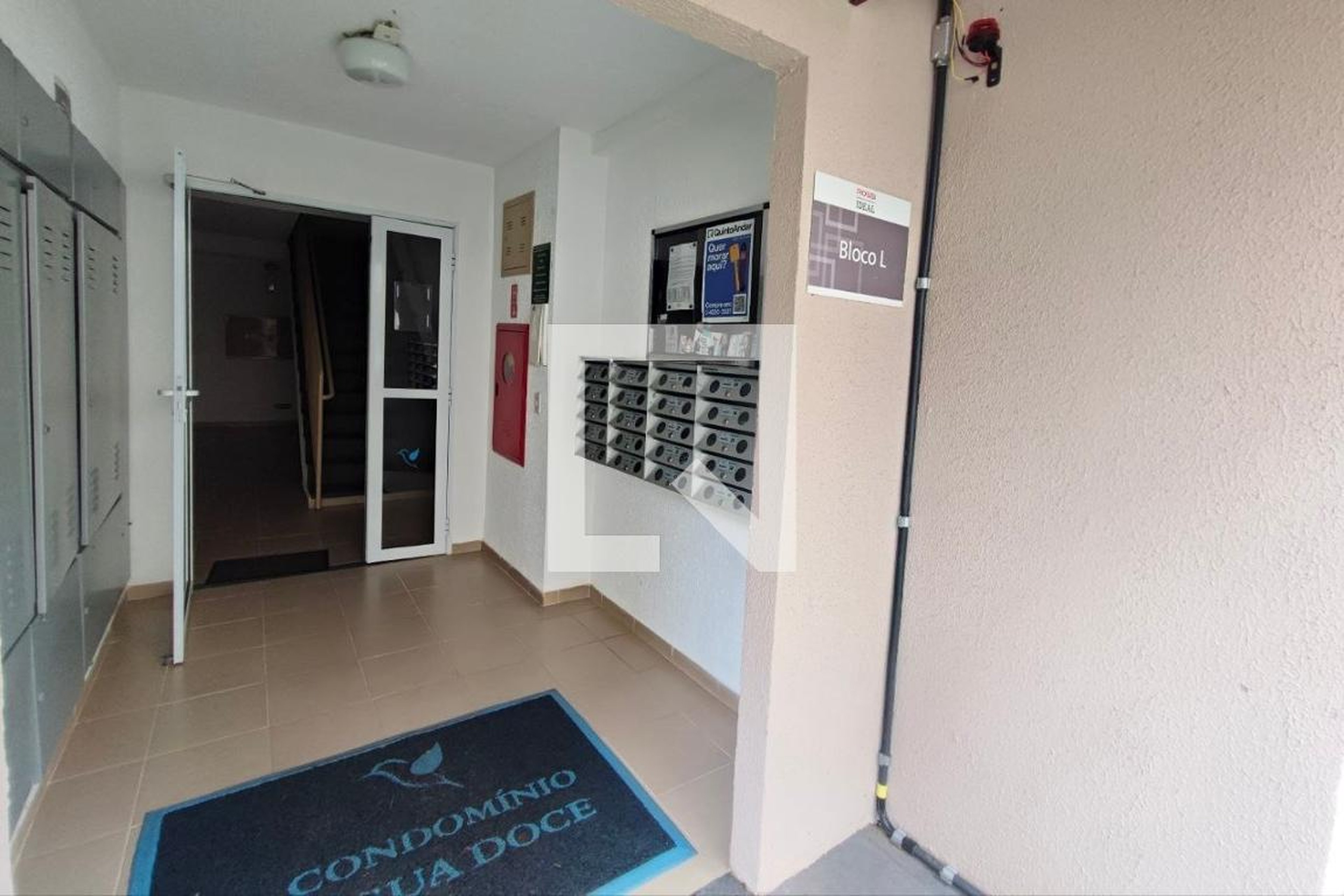 Hall de entrada - Puiatti Gestão