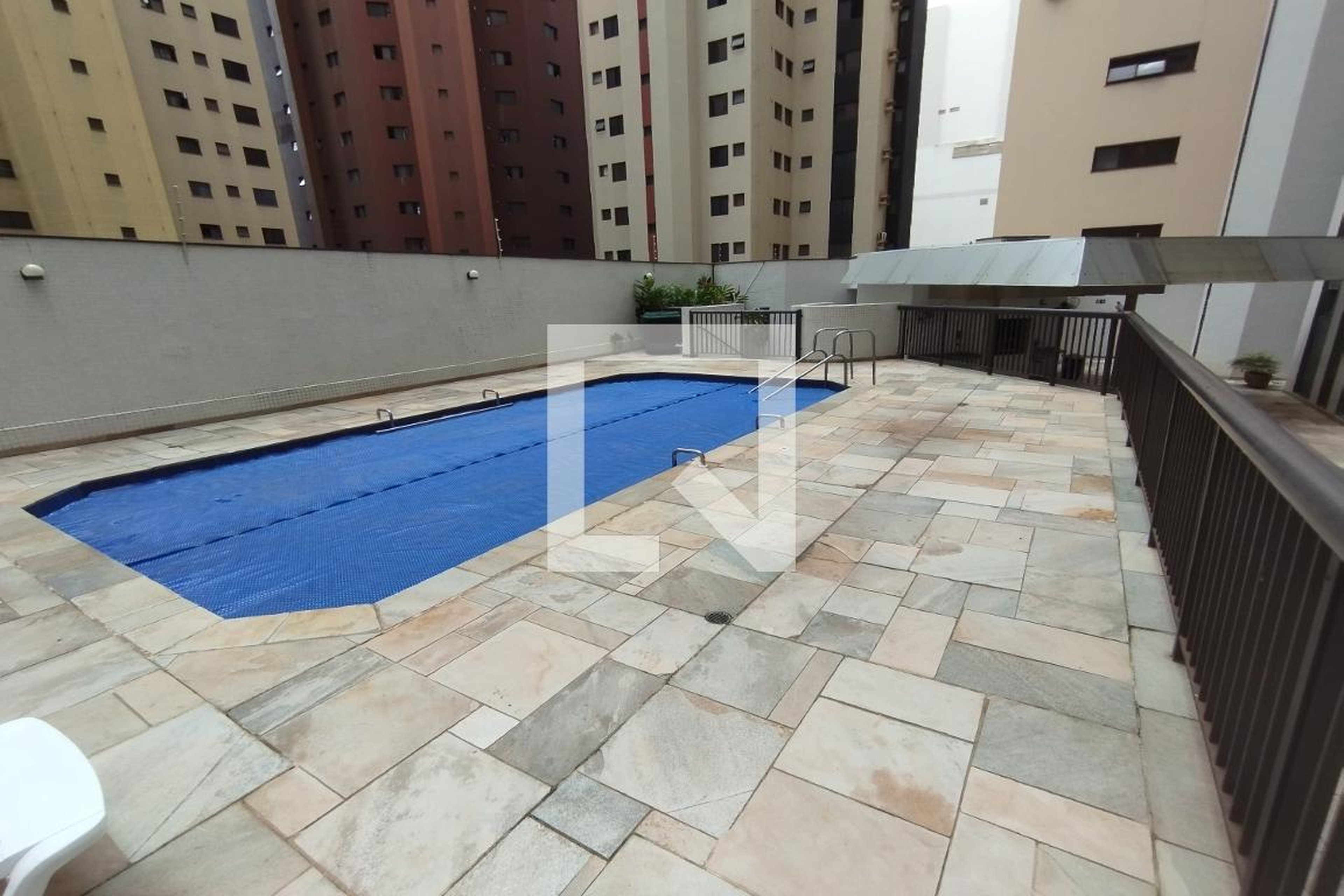 Piscina - Edifício Topázio